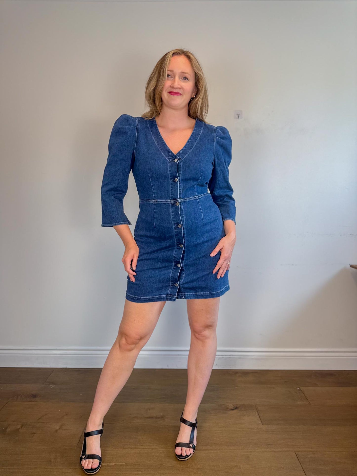 LE JEAN " Puff Sleeve Denim Mini Dress" (Size M/L)