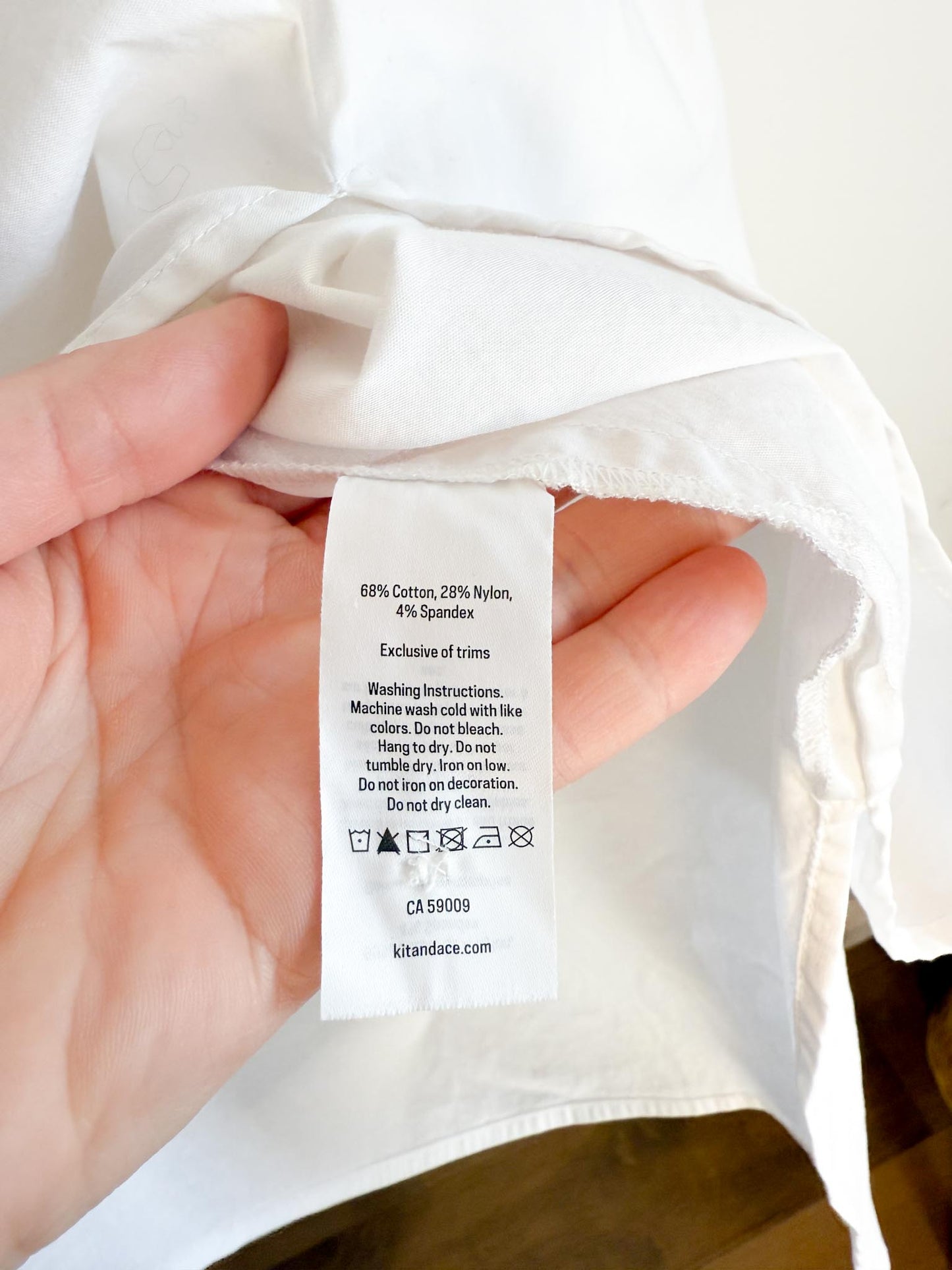 Kit & Ace White Blouse (Size M/L)