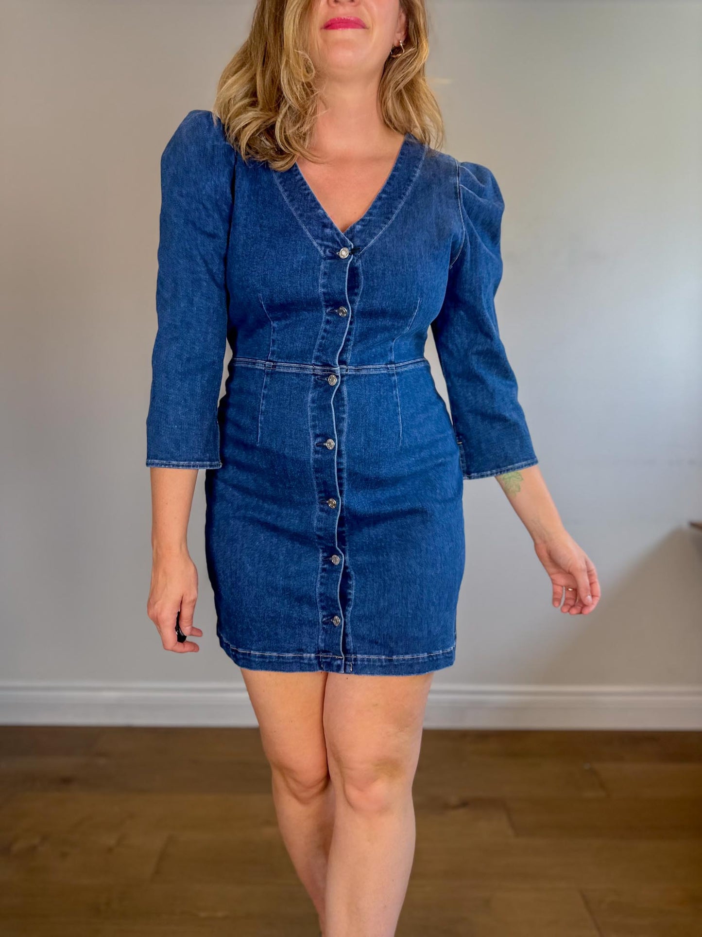 LE JEAN " Puff Sleeve Denim Mini Dress" (Size M/L)