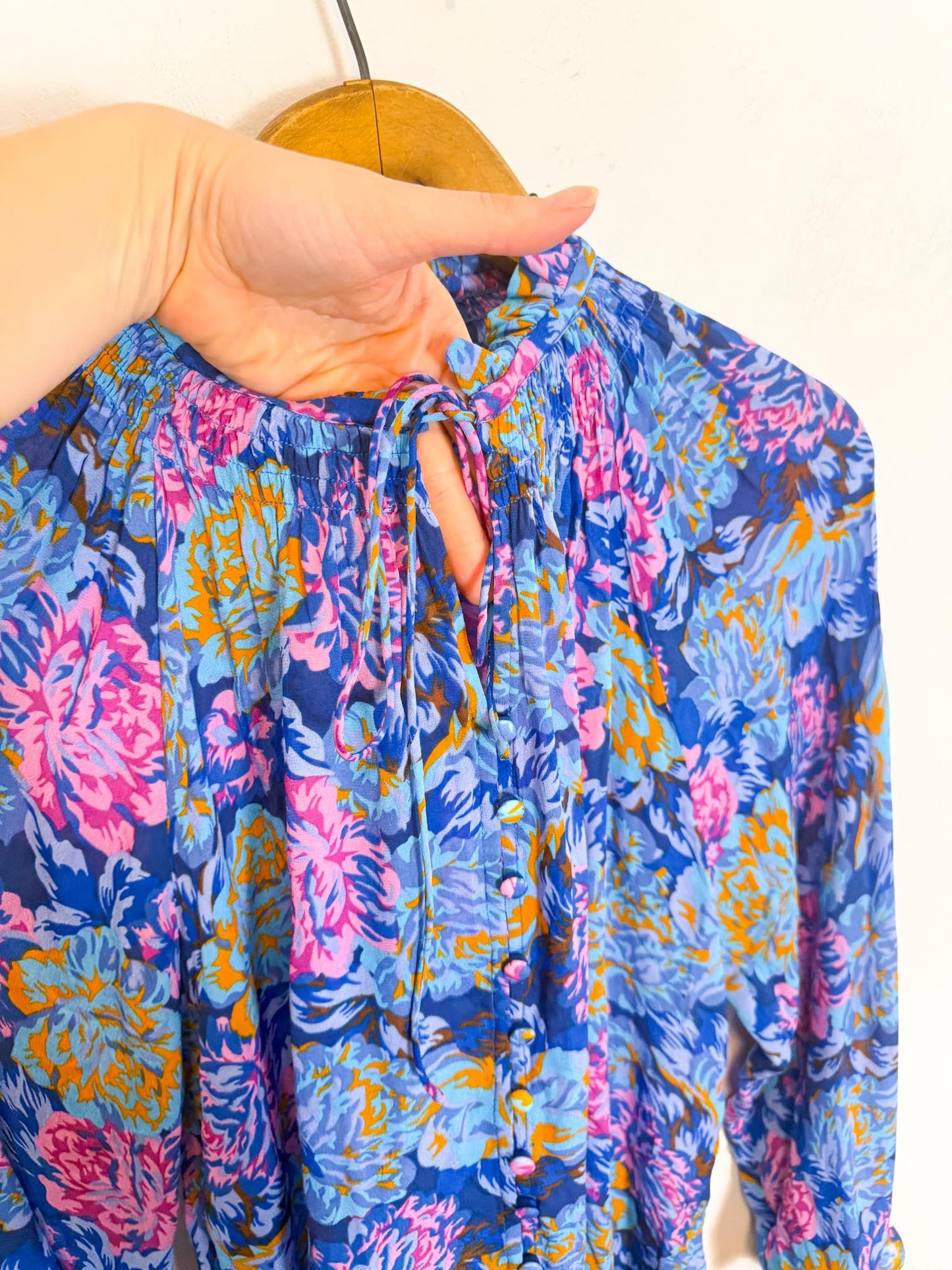 SUNCOO Paris "Linda Floral Printed Blouse in Blue" (Size S/M)