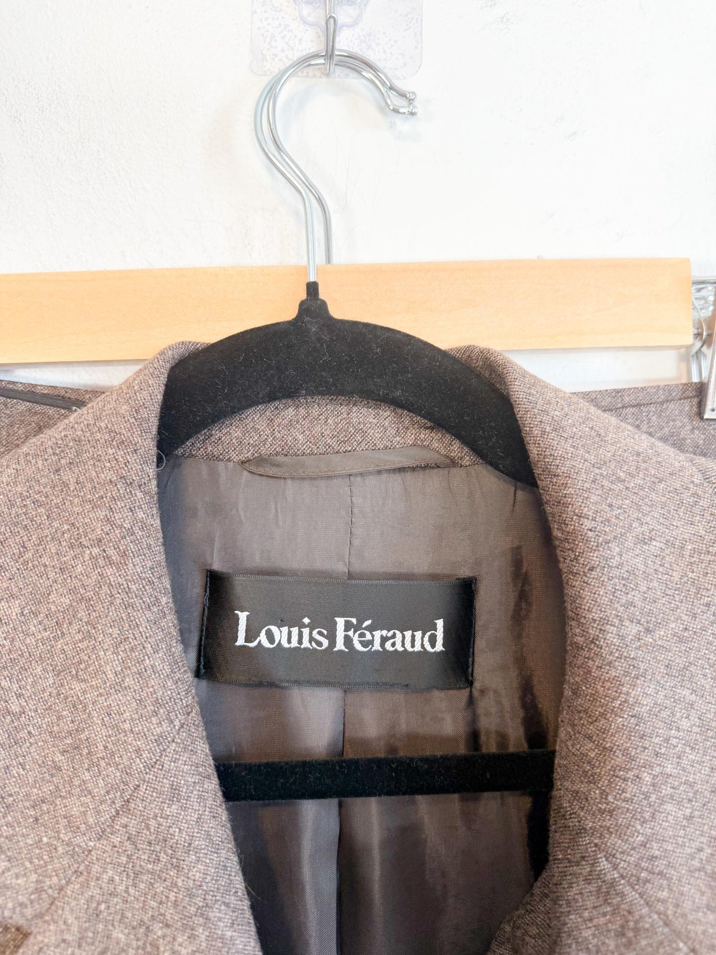 Vintage 90s Louis Feraud Wool Pant Suit in Brown (Size 6)