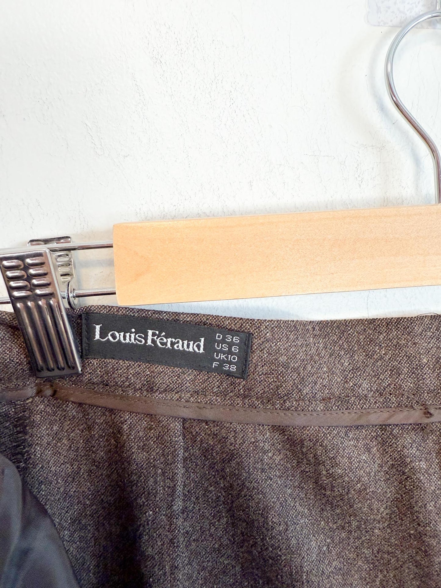 Vintage 90s Louis Feraud Wool Pant Suit in Brown (Size 6)