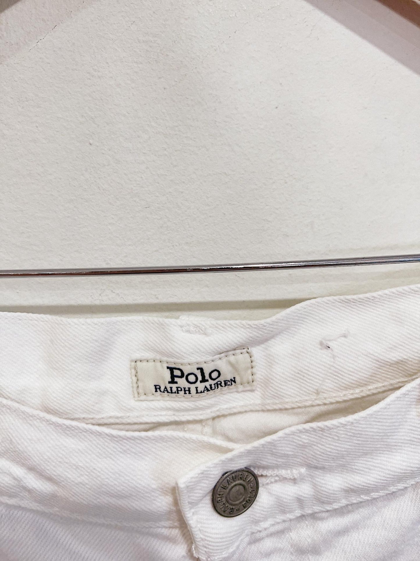 Polo Ralph Lauren "Crosby Relaxed Short" in White Denim (Size 32)