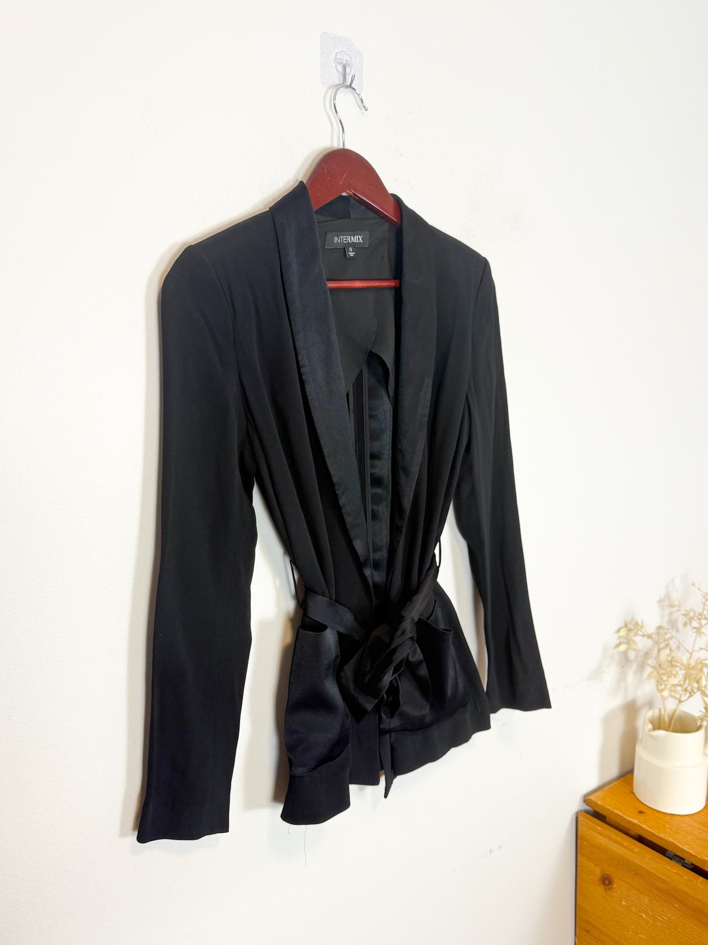 INTERMIX Designer Tuxedo Blazer with Satin Belt in Black (Size XS/S)