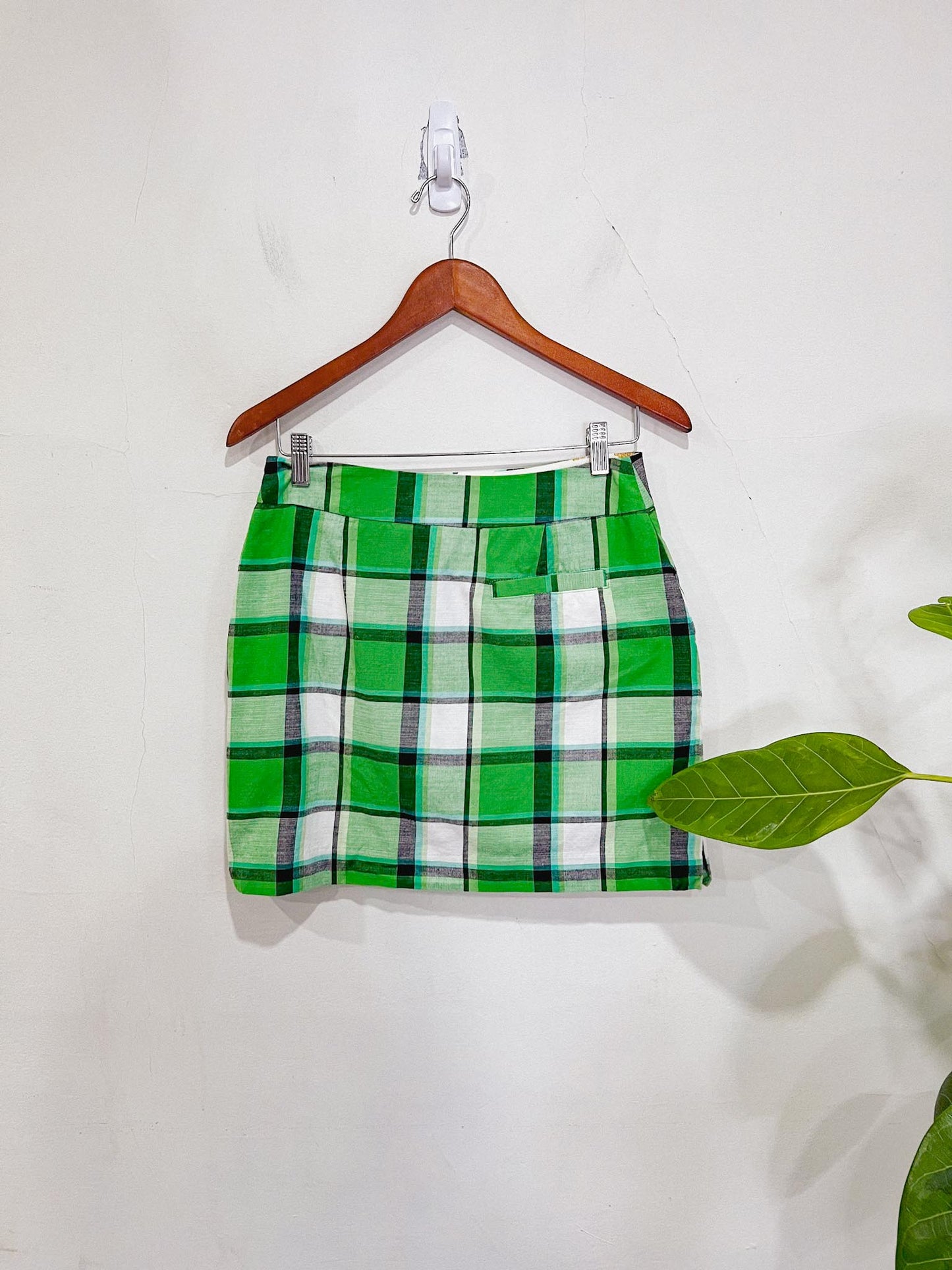 Loud Mouth Ladies "Classic Skort" in Plaid (Size S)