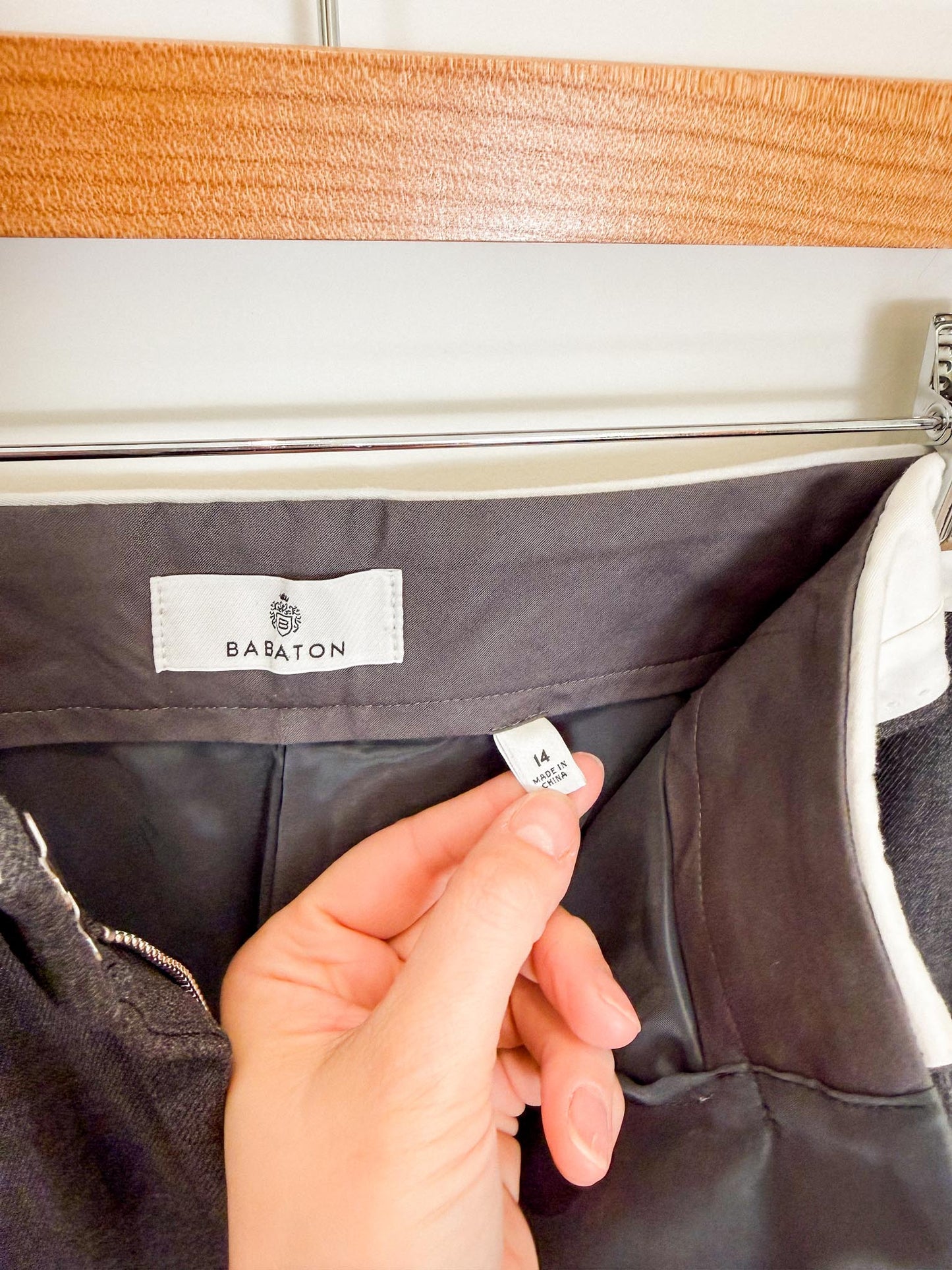 Babaton "Bureau Wool Pant in Dark Grey" (Size L/XL)