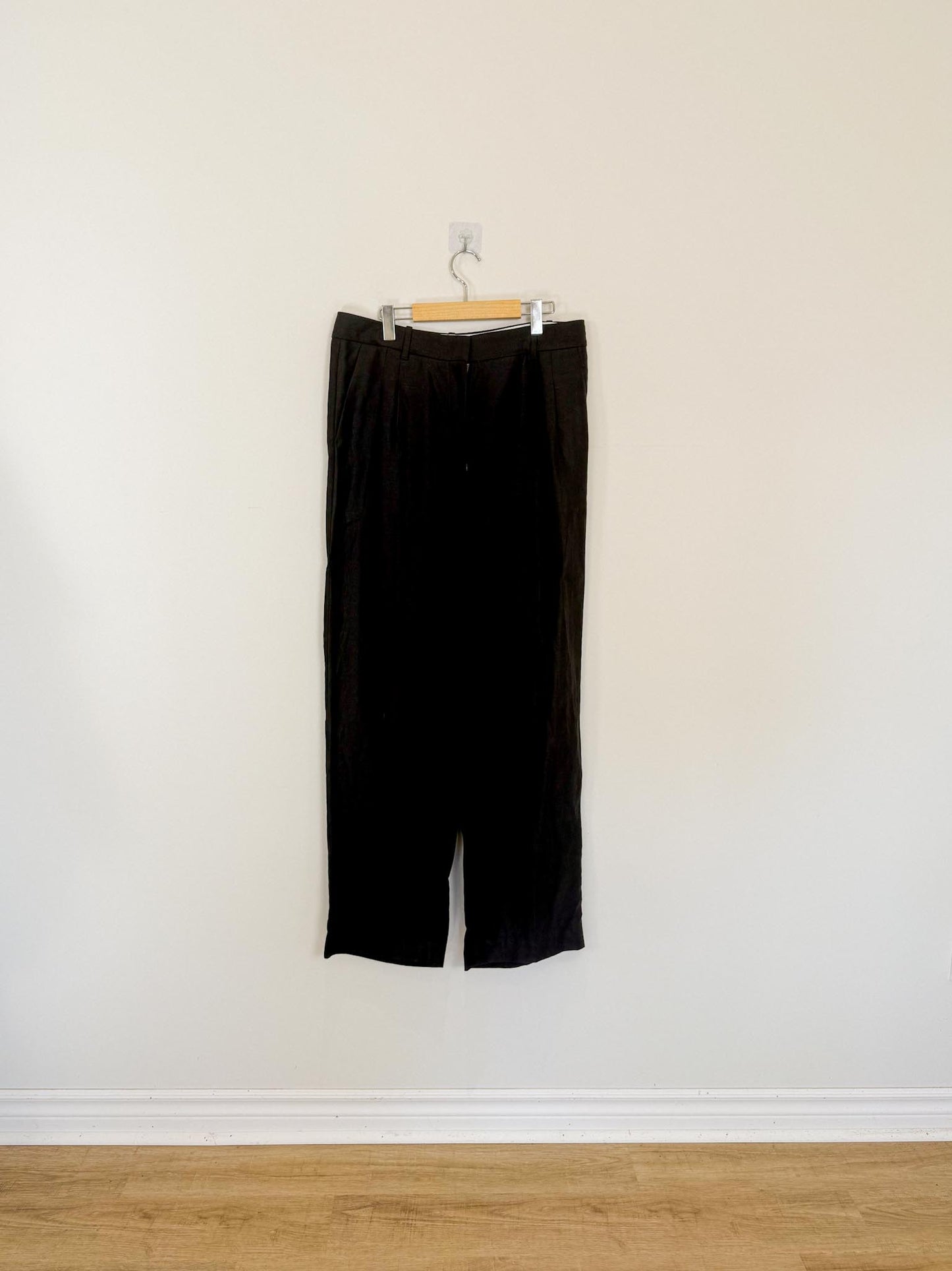Wilfred The Effortless Pant in Black (Size L/XL)