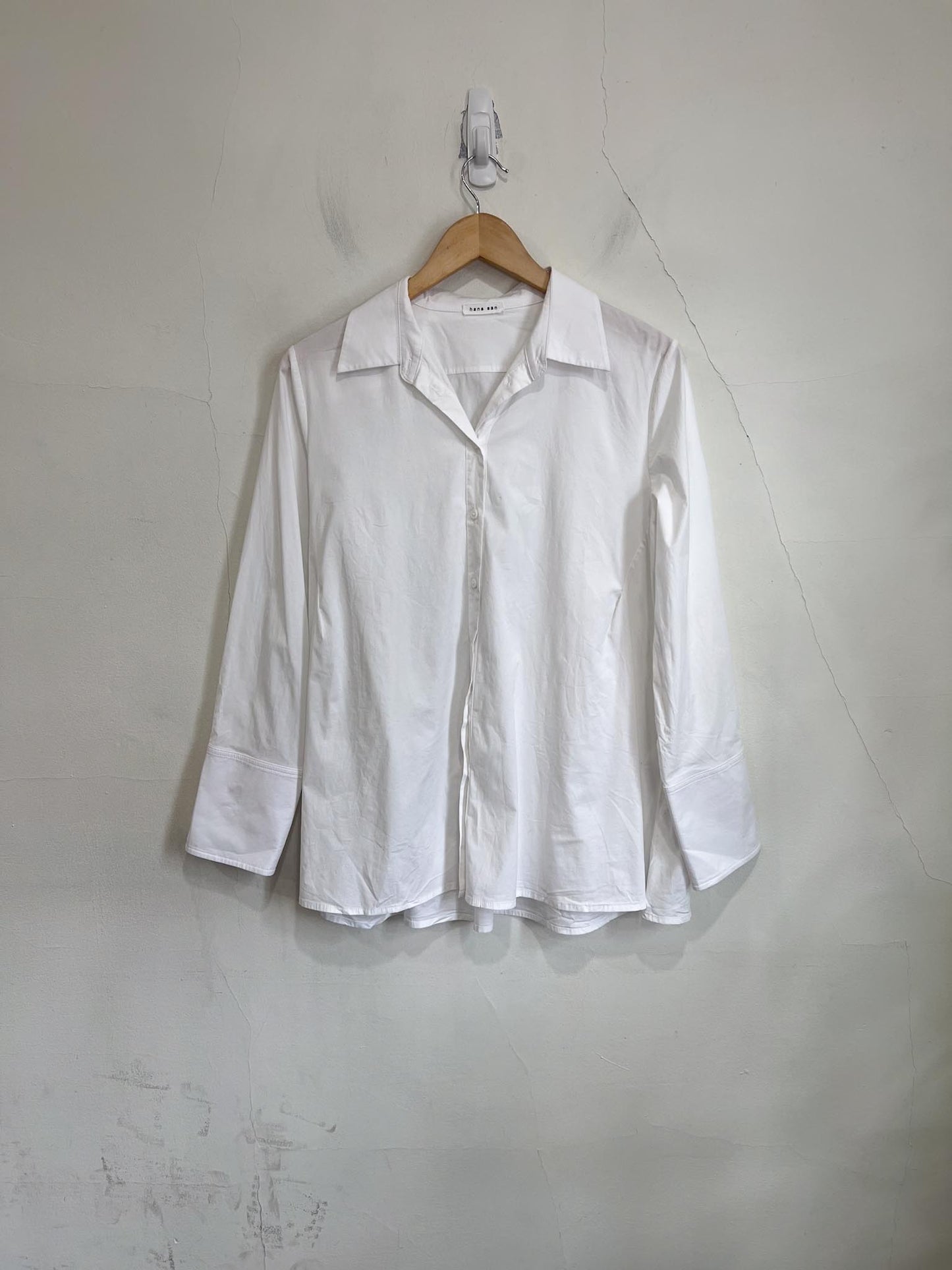 Hana San Designer White Blouse (Size M/L)