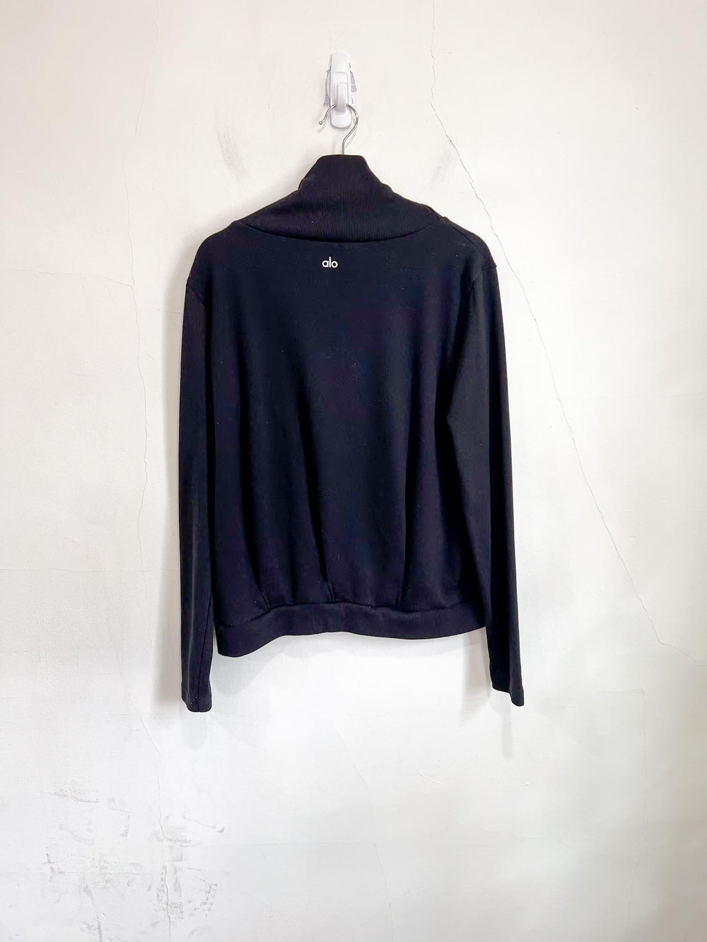 Alo Yoga Mockneck Pullover Sweater in Black (Size M/L)