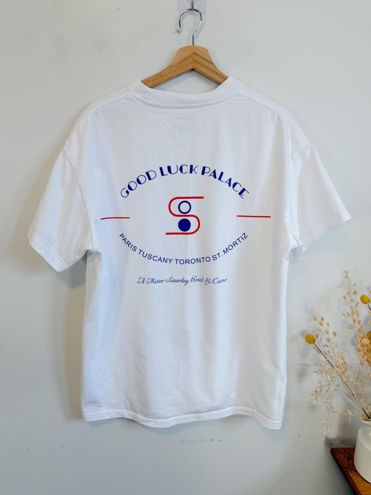 MR.SATURDAY Designer "Do Not Disturb" Graphic T-Shirt in White (Size M)