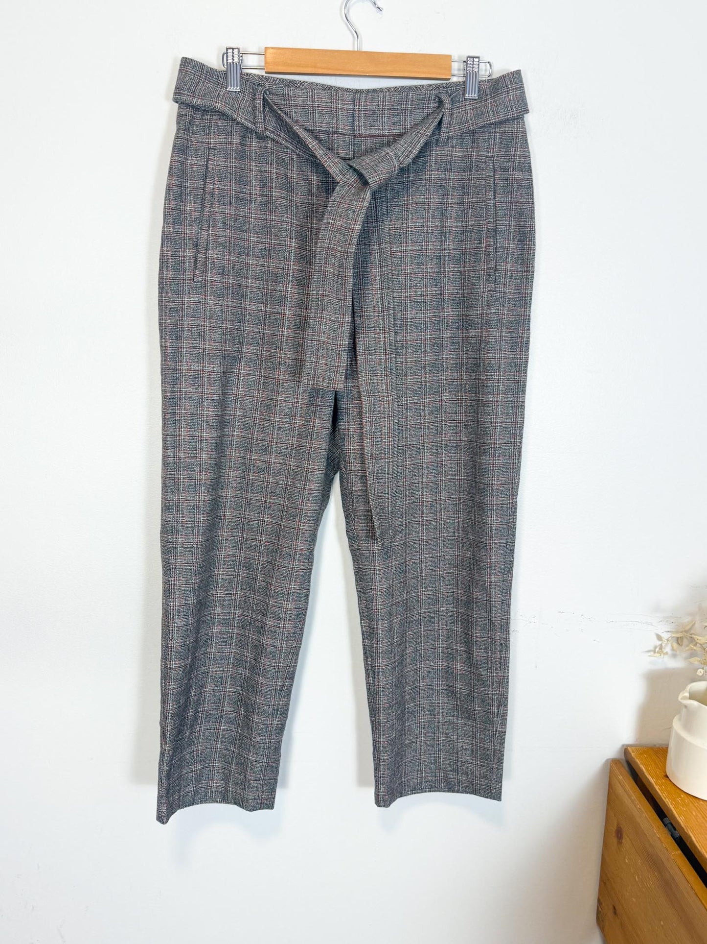 Wilfred "Félicité Tie Belted Wool Cropped Pant in Grey/Red" (Size 12)
