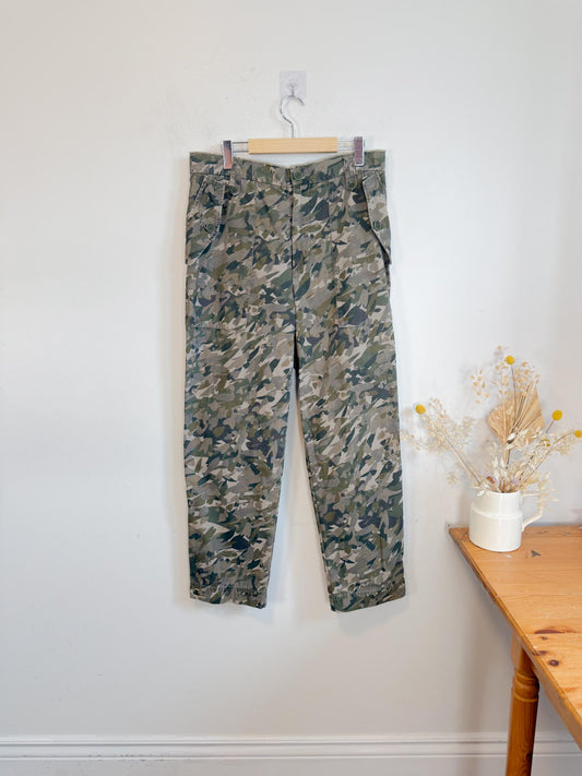 Zadig & Voltaire "Trousers Pilote" in Camo Print (Size L)