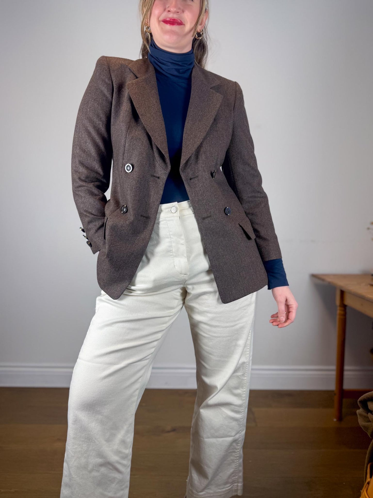 Vintage 90s Louis Feraud Wool Pant Suit in Brown (Size 6)