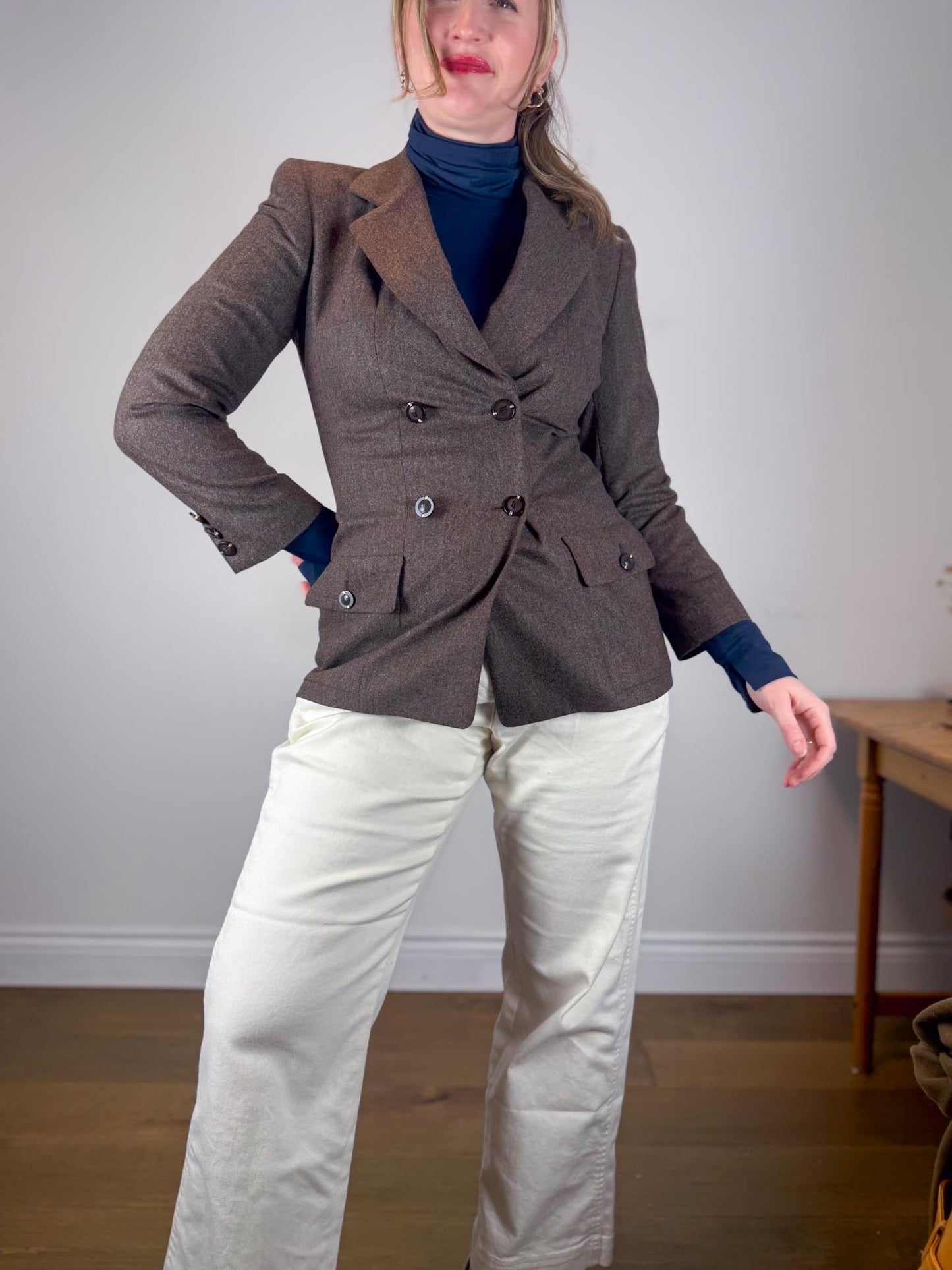 Vintage 90s Louis Feraud Wool Pant Suit in Brown (Size 6)