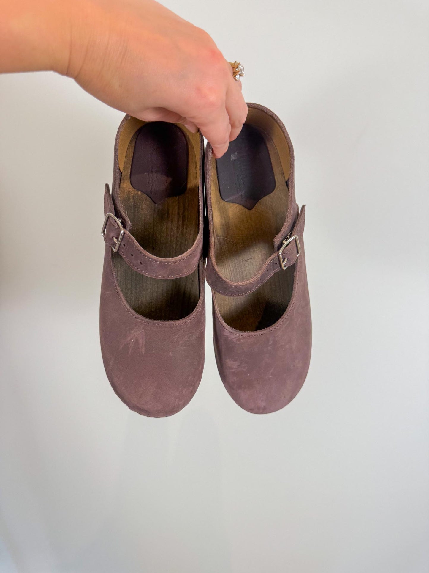 SANDGRENS Sustainable "Mary Jane Clogs in Brown" (Size 9)
