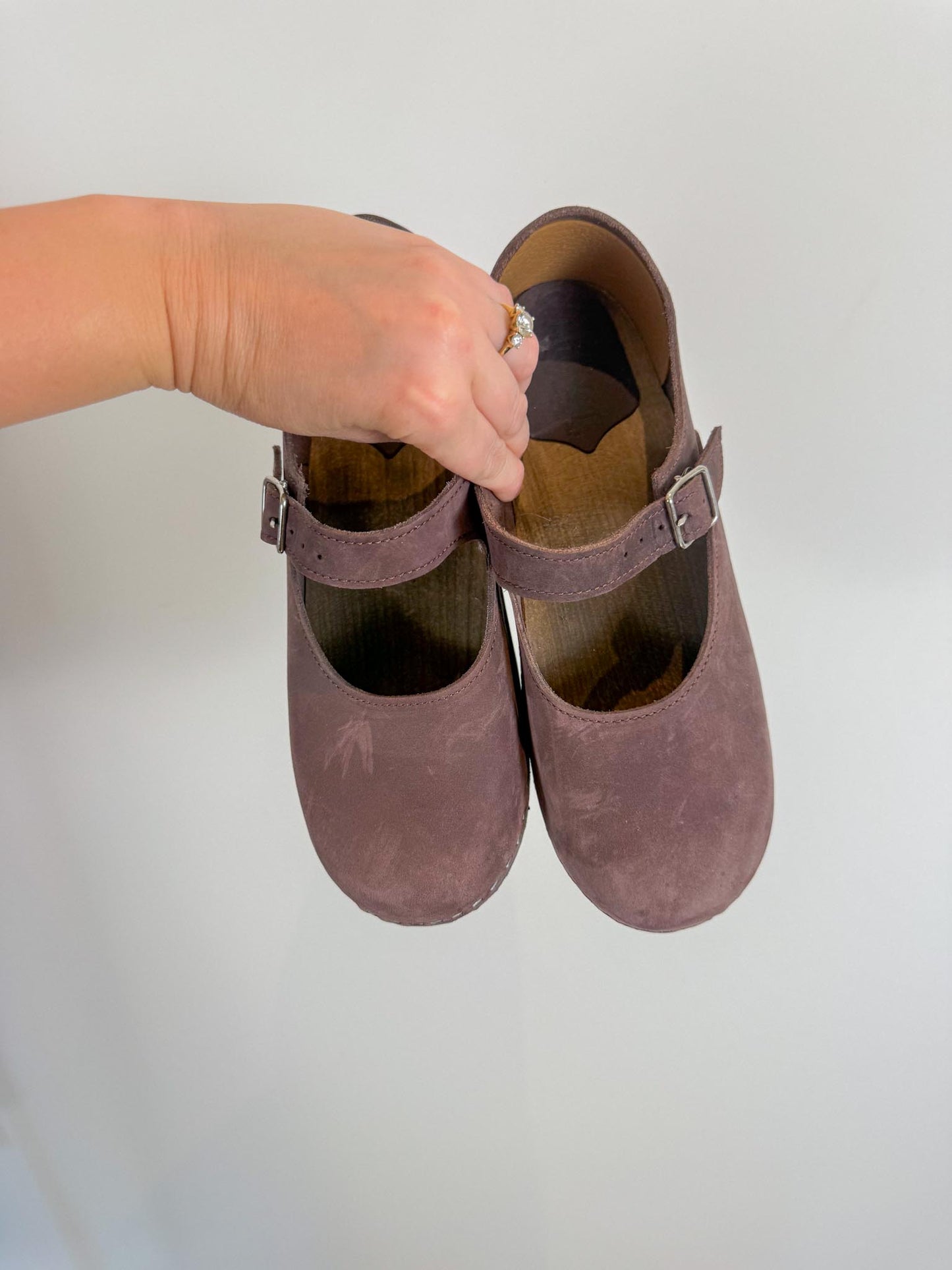SANDGRENS Sustainable "Mary Jane Clogs in Brown" (Size 9)