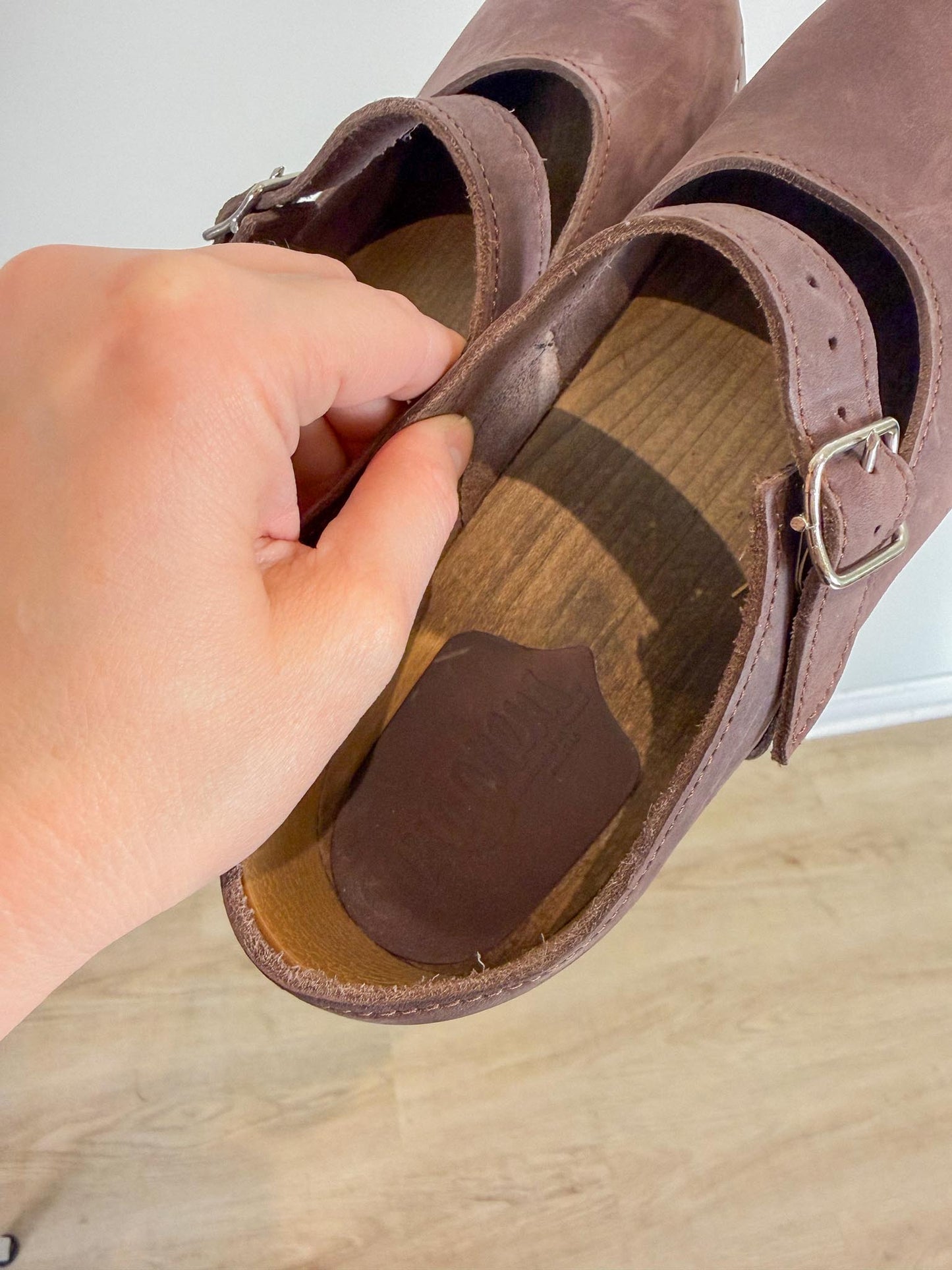 SANDGRENS Sustainable "Mary Jane Clogs in Brown" (Size 9)