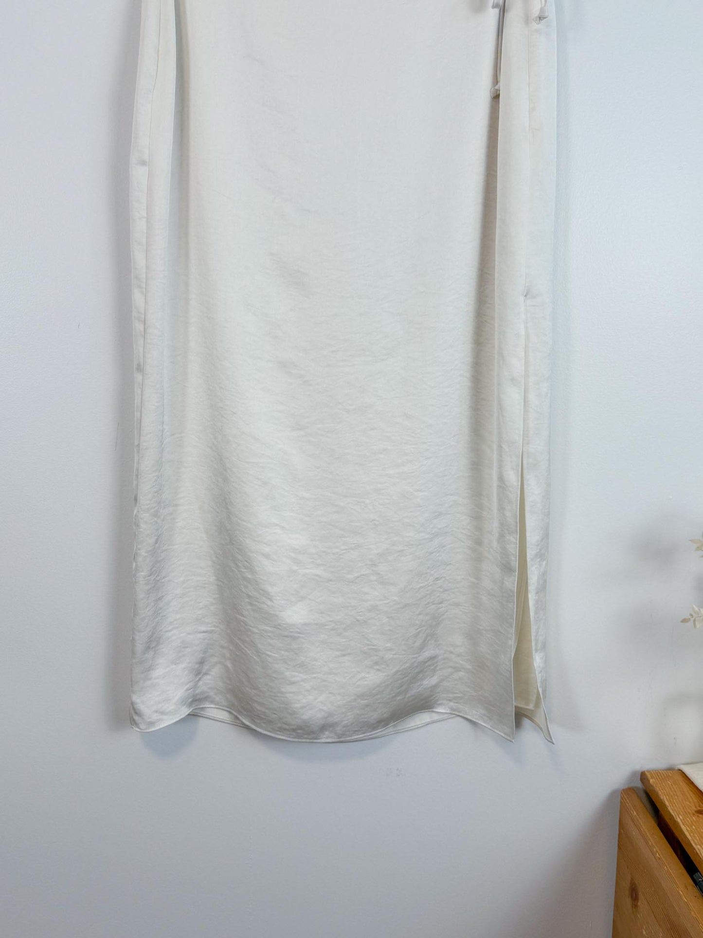 Wilfred "Elixir Satin Skirt" in Light Birch (Size S/M)