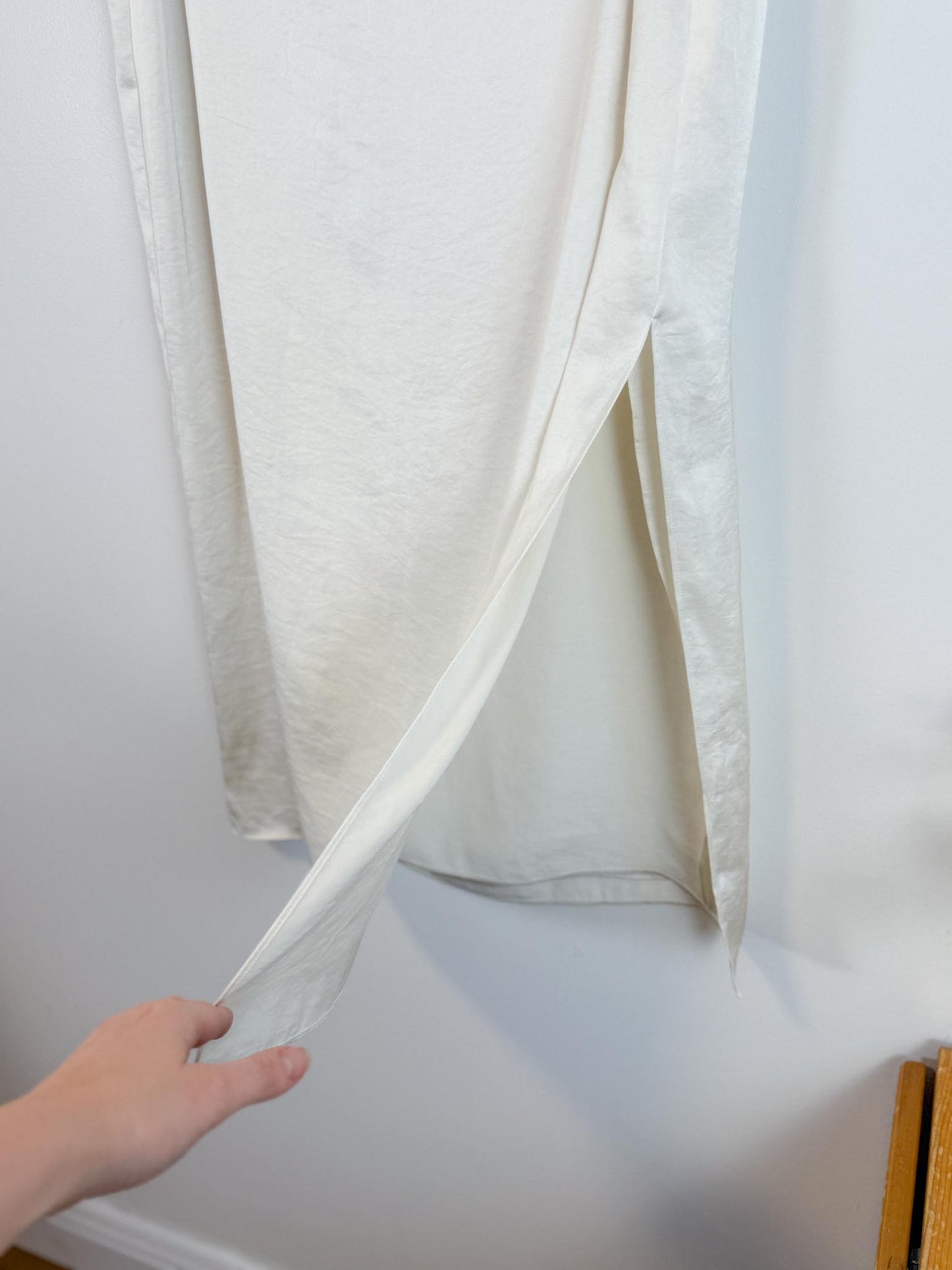 Wilfred "Elixir Satin Skirt" in Light Birch (Size S/M)