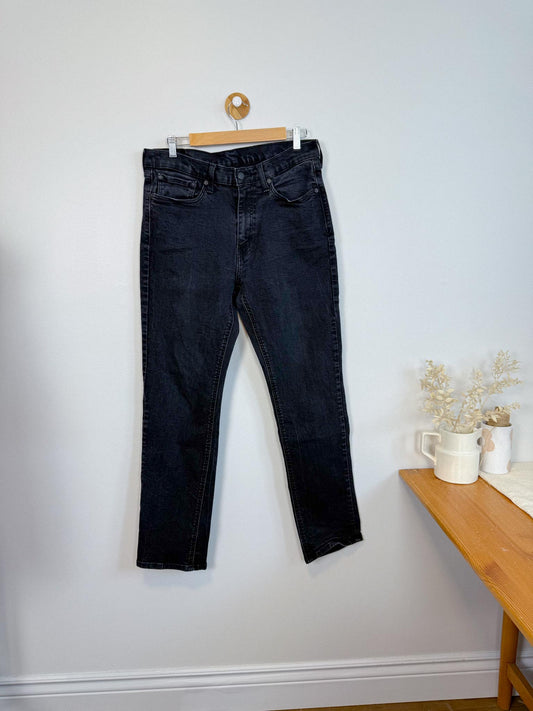 Levi’s Men's 541 Jeans in Black Denim (Size 34)