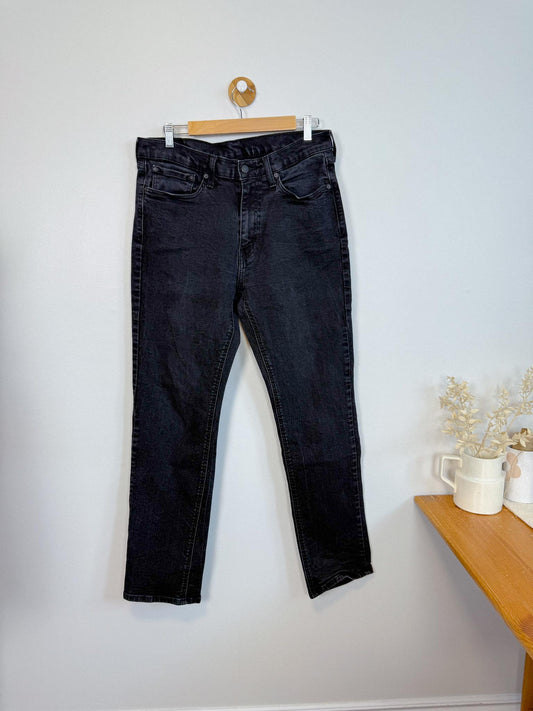 Levi’s Men's 541 Jeans in Black Denim (Size 34)