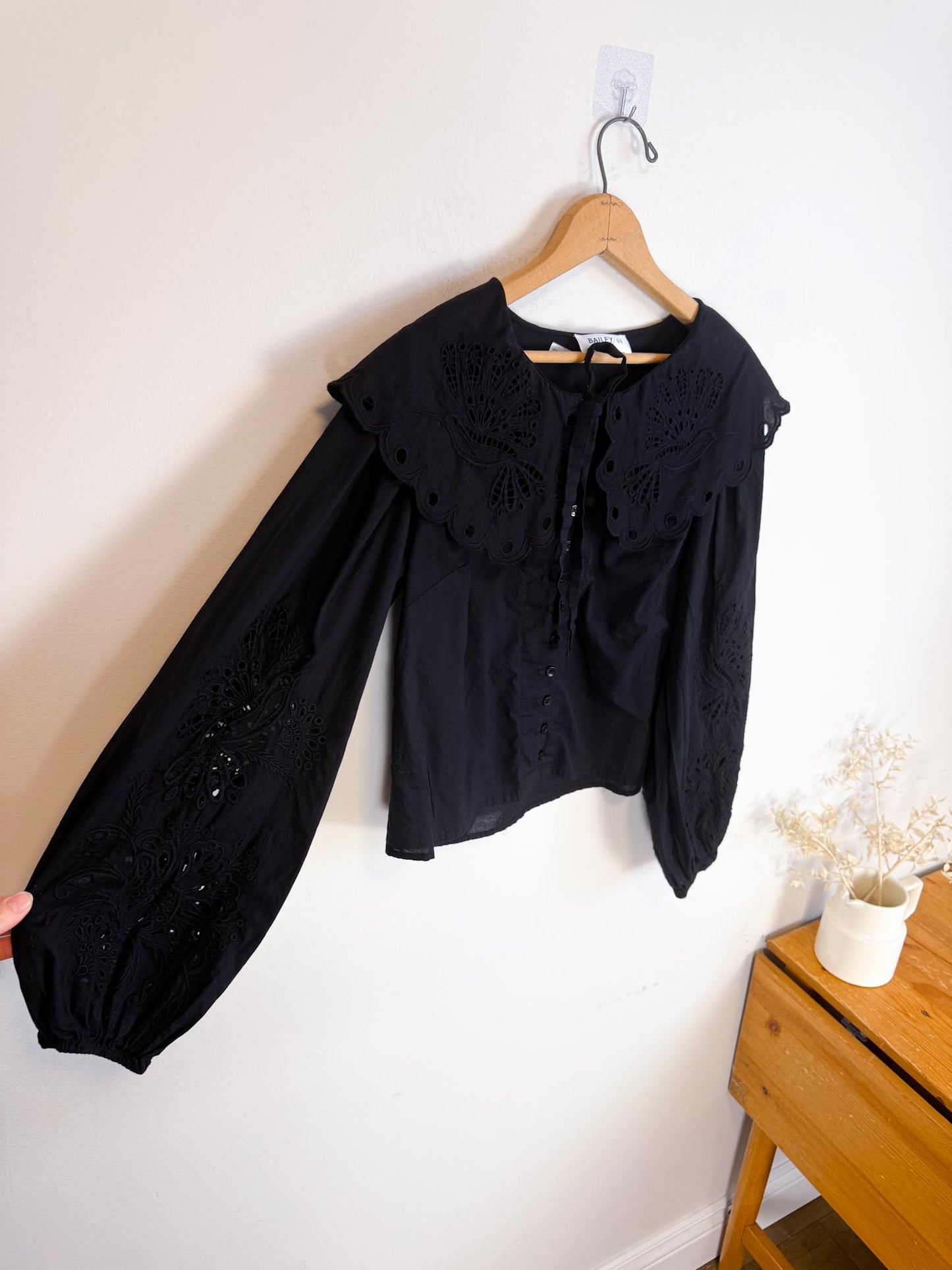 BAILEY /44 Peter Pan Collar Eyelet Blouse in Black (Size S/M)