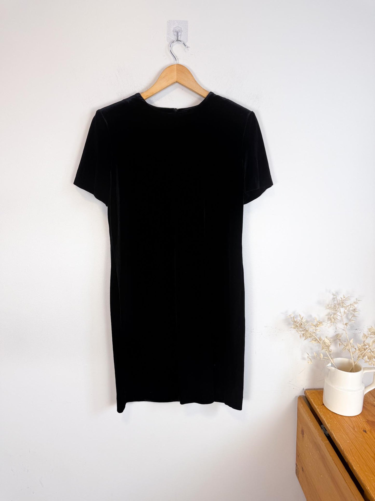 Vintage Velvet Mini Dress in Black (Size L)