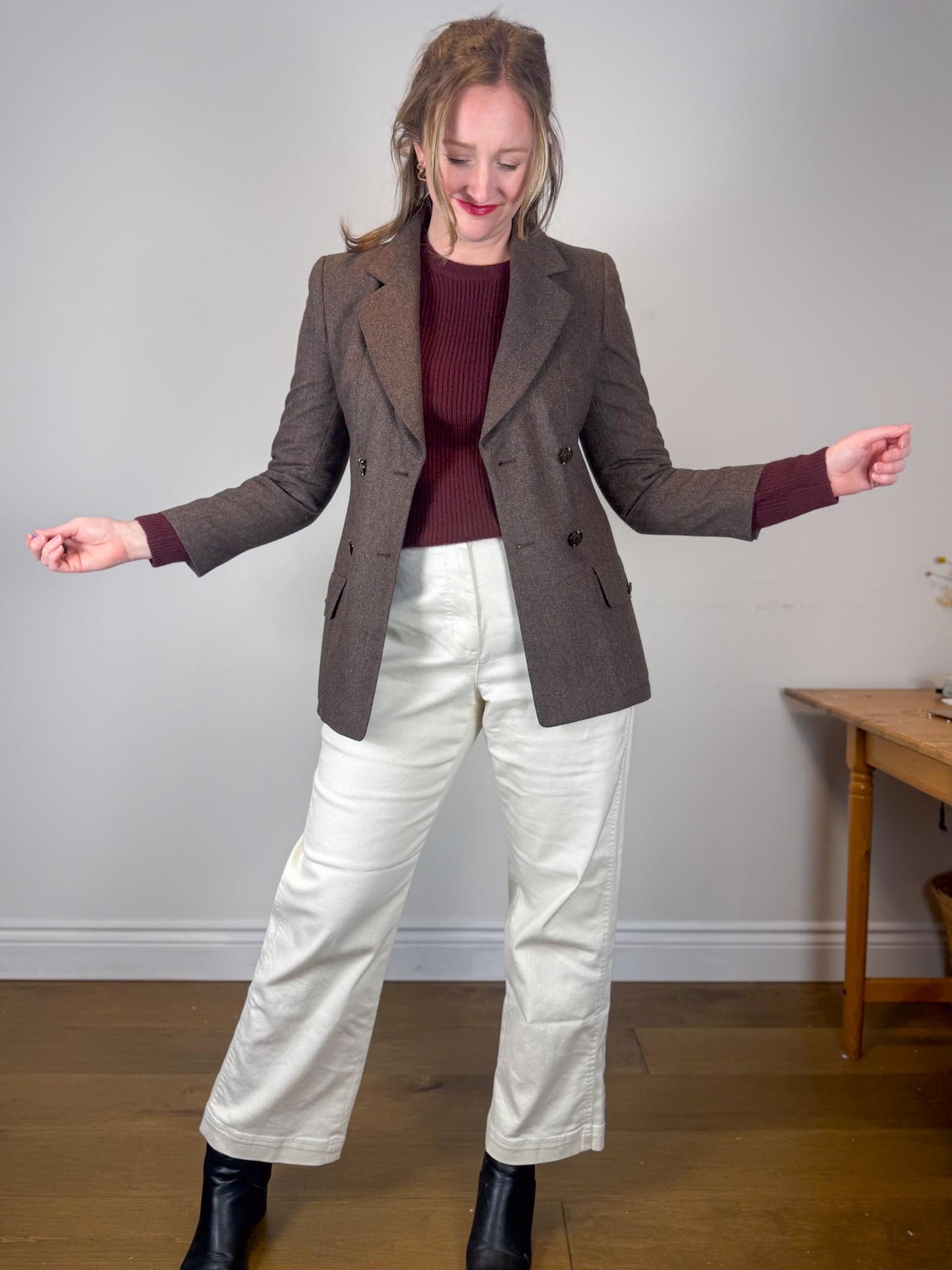 Vintage 90s Louis Feraud Wool Pant Suit in Brown (Size 6)