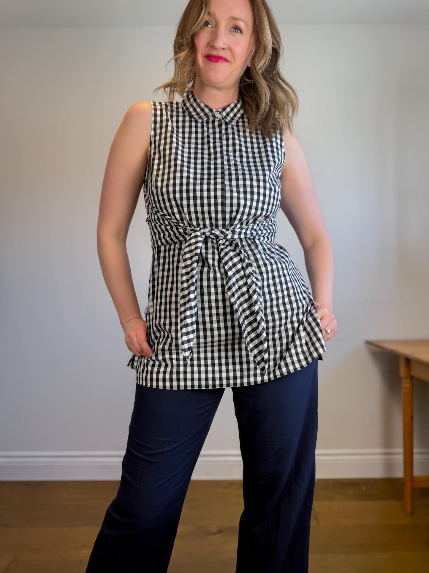 Lafayette 148 "Mariel Check Sleeveless Front Tie Blouse in White/Black" (Size L)