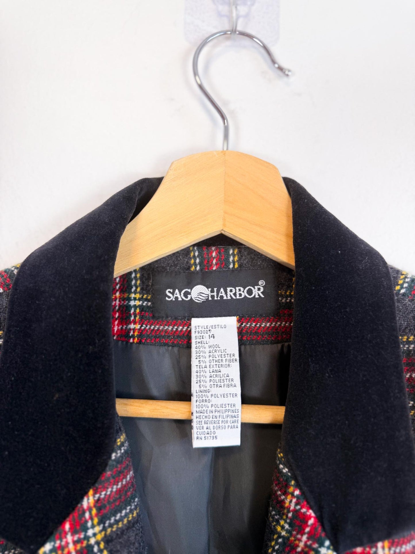 Vintage Plaid Blazer in Black/Red (Size L)