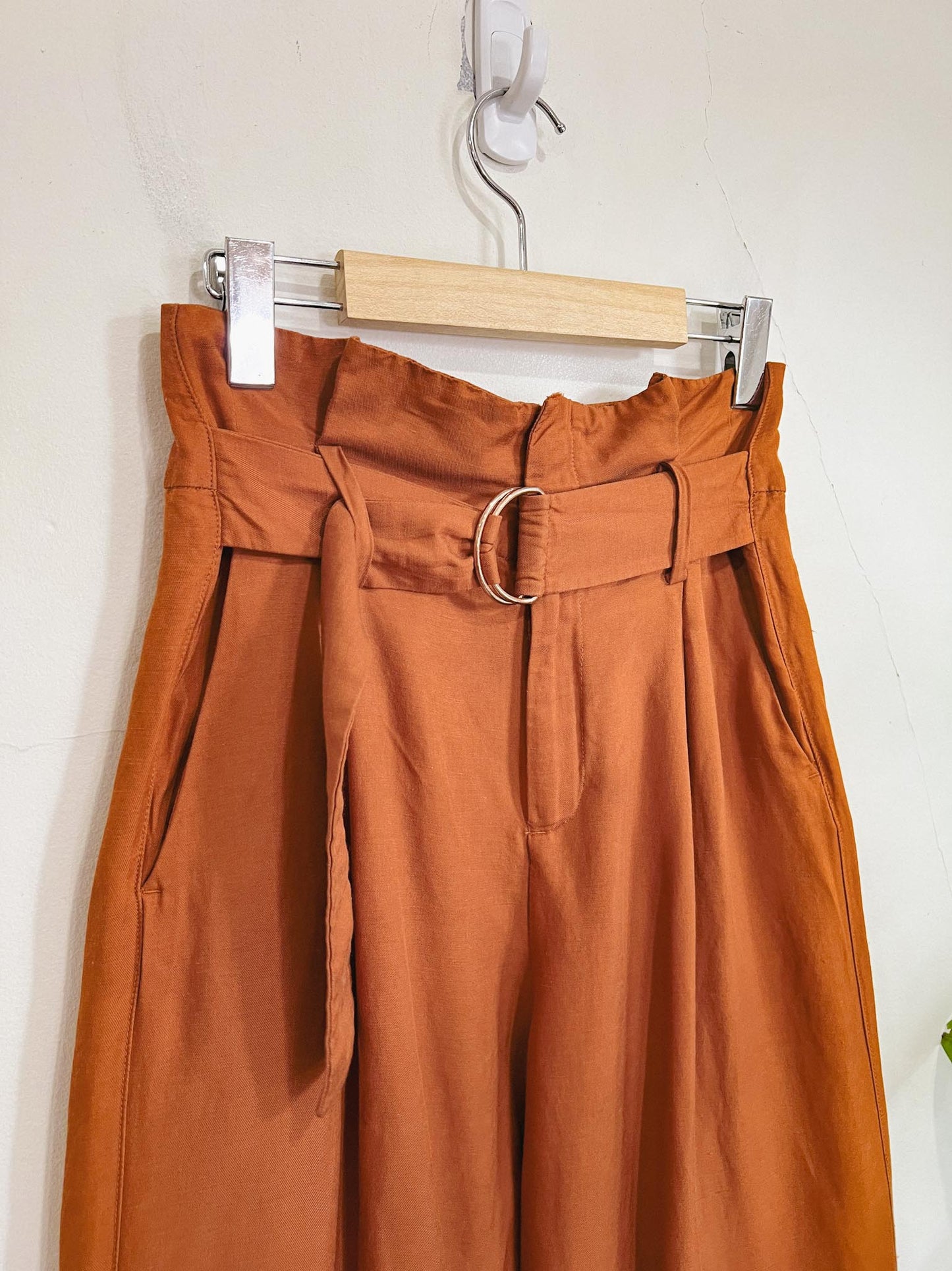 & Other Stories Linen Blend Belted Culottes in Rust (Size 2)