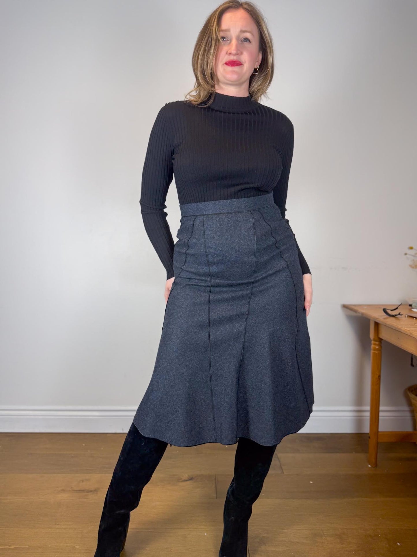 Vintage Wool Flared Midi Skirt in Dark Grey (Size S)