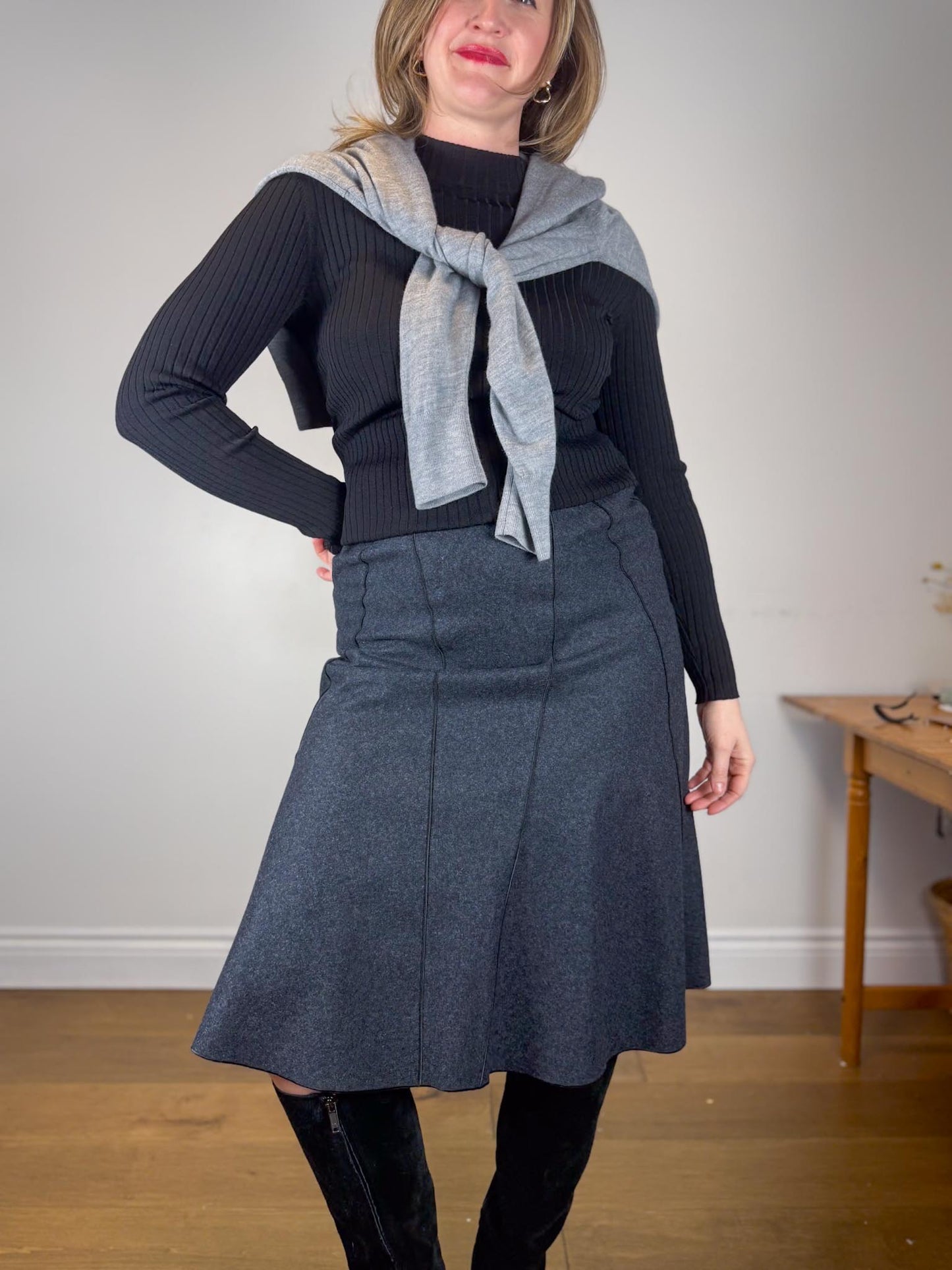Vintage Wool Flared Midi Skirt in Dark Grey (Size S)