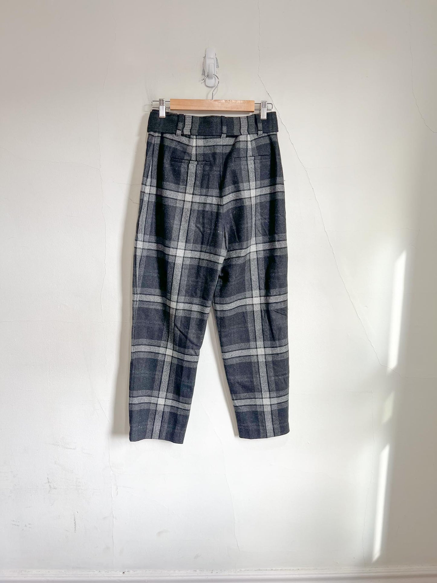 Wilfred "Tie Front Wool/Cashmere Pant in Plaid" (Size 6)