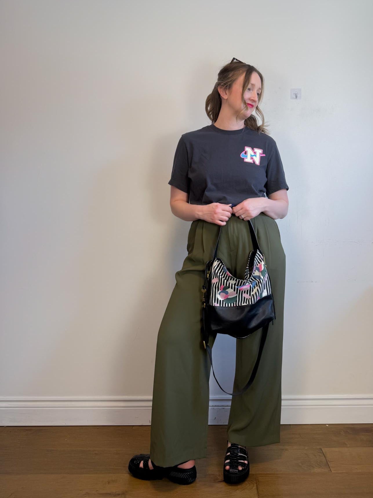 Gap "Pleated Wide Leg Trousers in Moss Green" (Size 12)