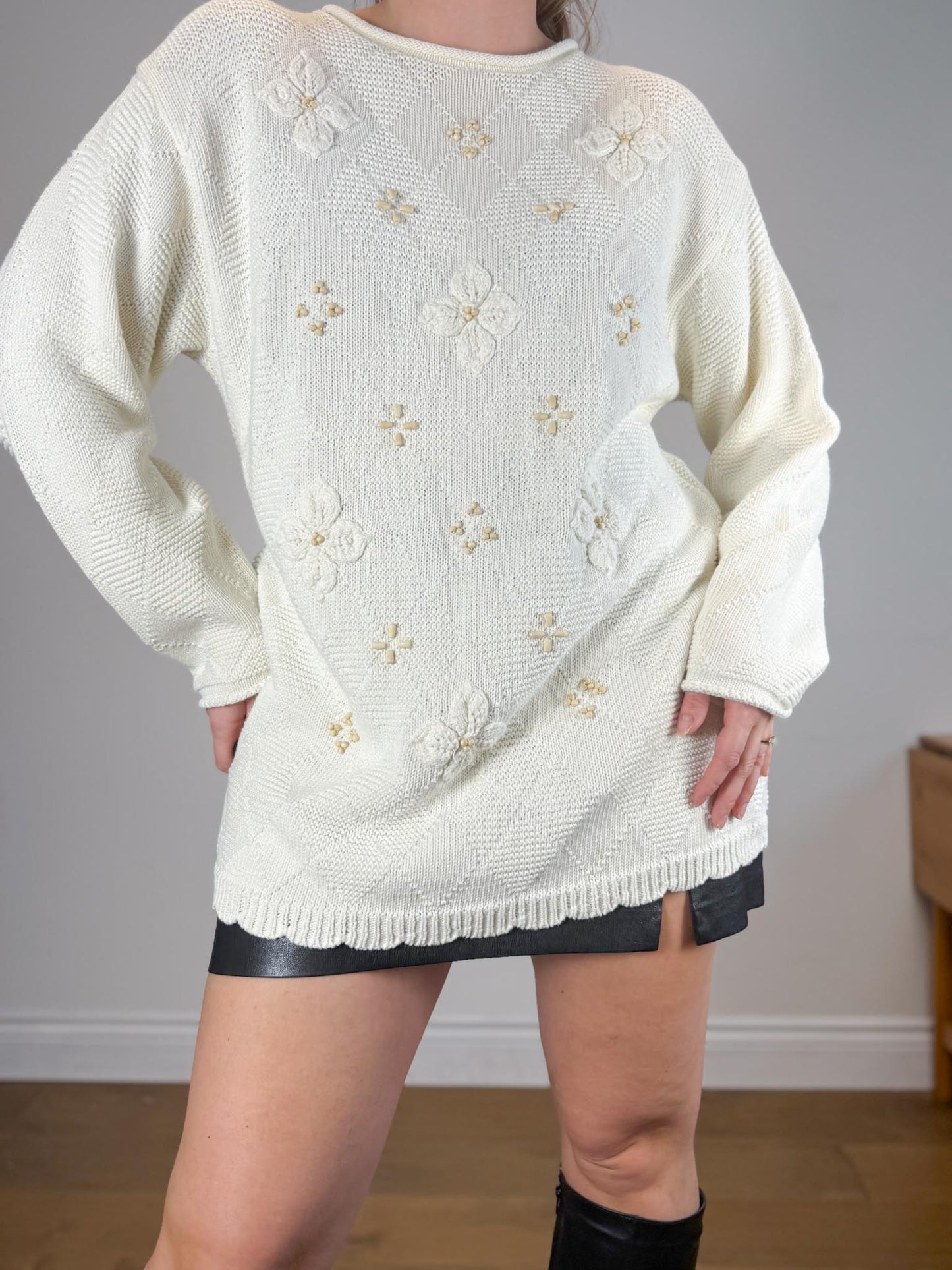 Vintage Liz Sport Embroidered Knit Sweater (Size M/L)
