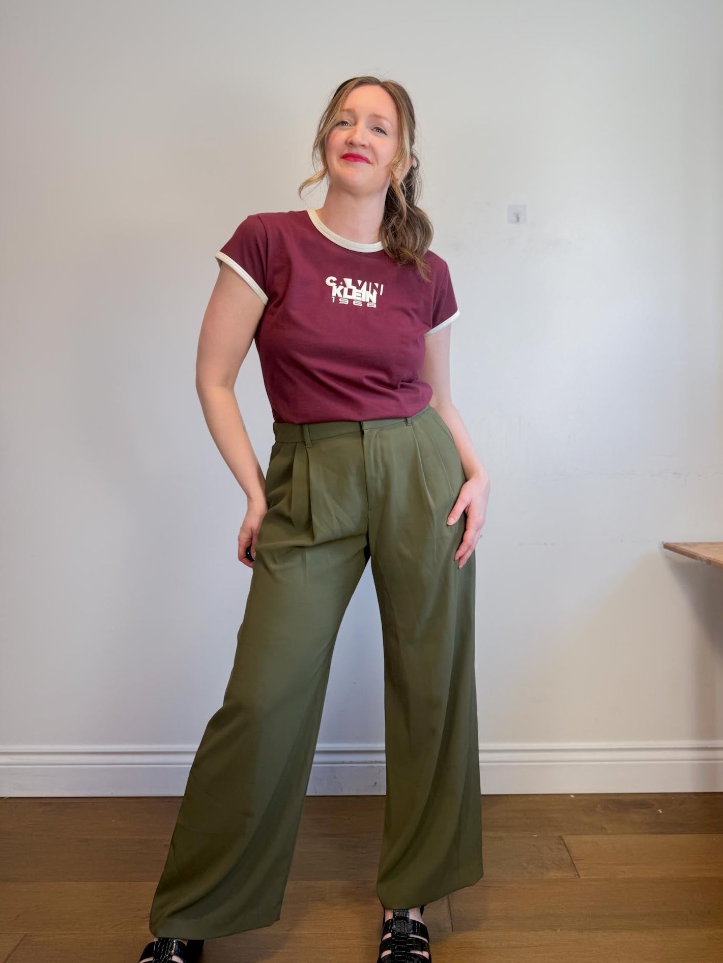Gap "Pleated Wide Leg Trousers in Moss Green" (Size 12)