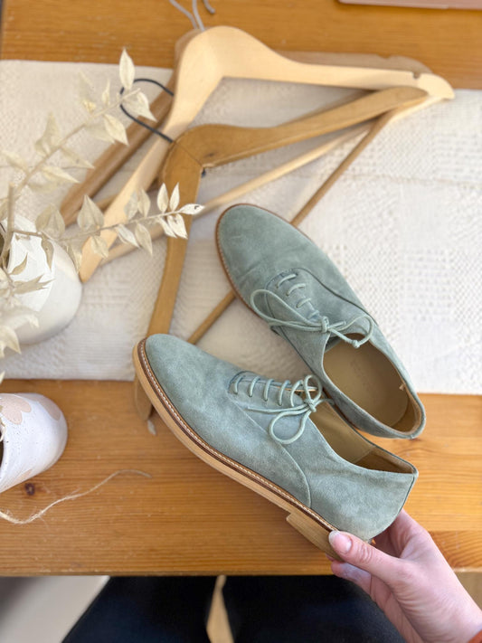 Frank & Oak Suede Lace Up Loafers in Sage Green (Size 7.5)