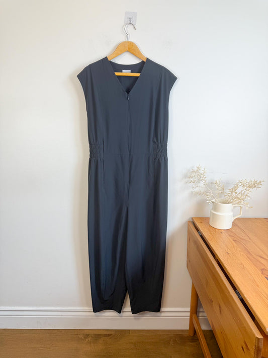 Columbia "Boundless Beauty™ One Piece in Black" (Size L)