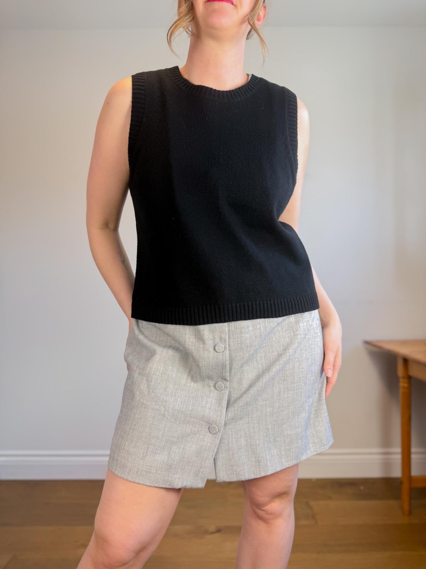 Part Two Sweater Vest in Black (Size L)
