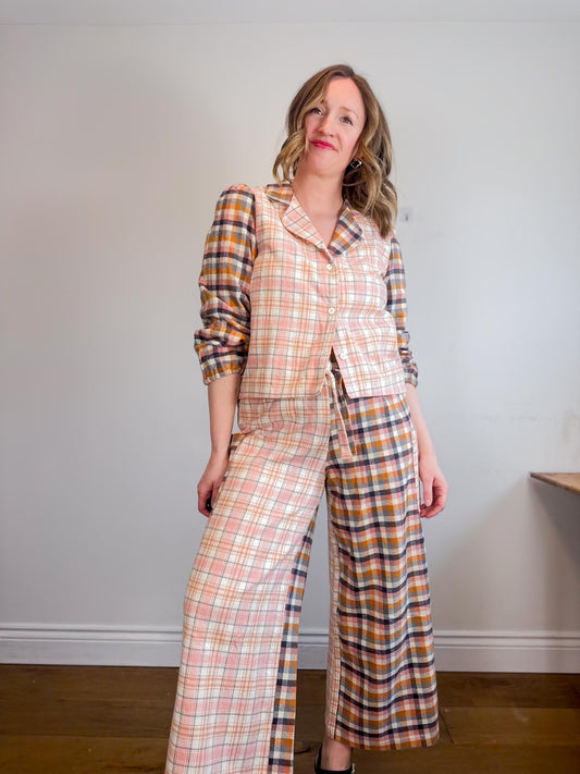 Onderbroeks Slow Fashion ONE OF A KIND Two Piece Flannel Pajama Set (Size XS/S)