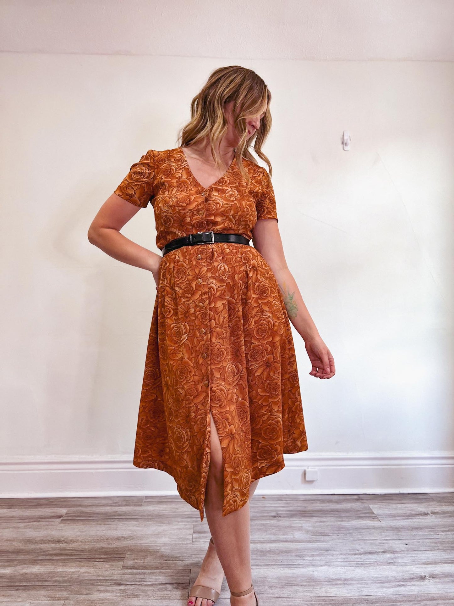 Vintage Floral Midi Dress in Burnt Orange (Size L)