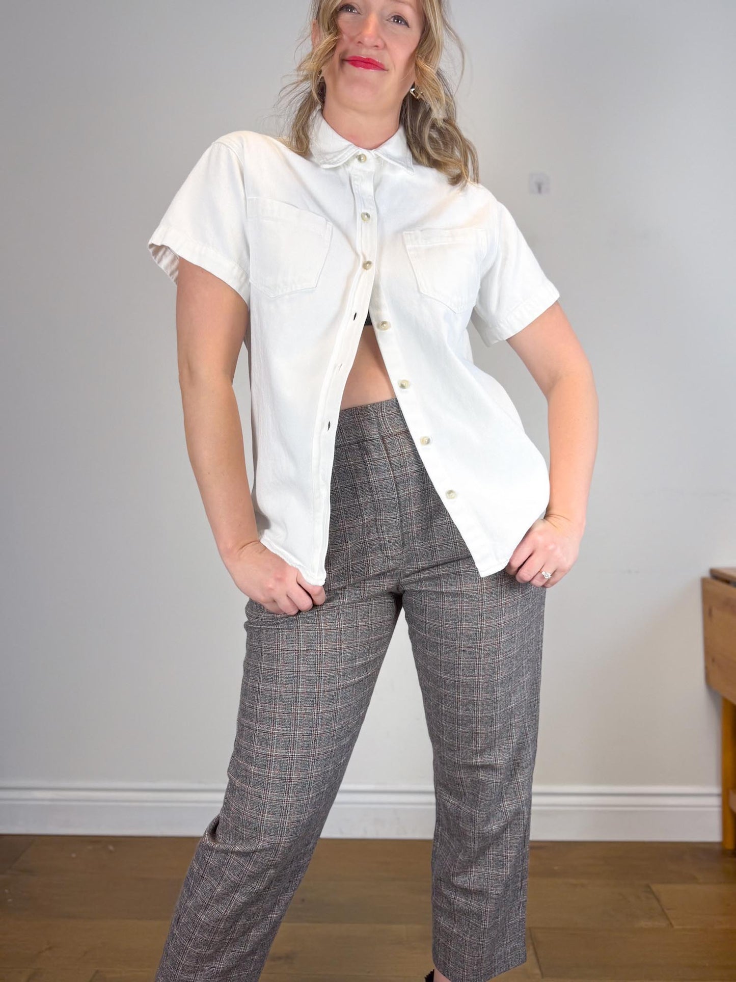 Wilfred "Félicité Tie Belted Wool Cropped Pant in Grey/Red" (Size 12)