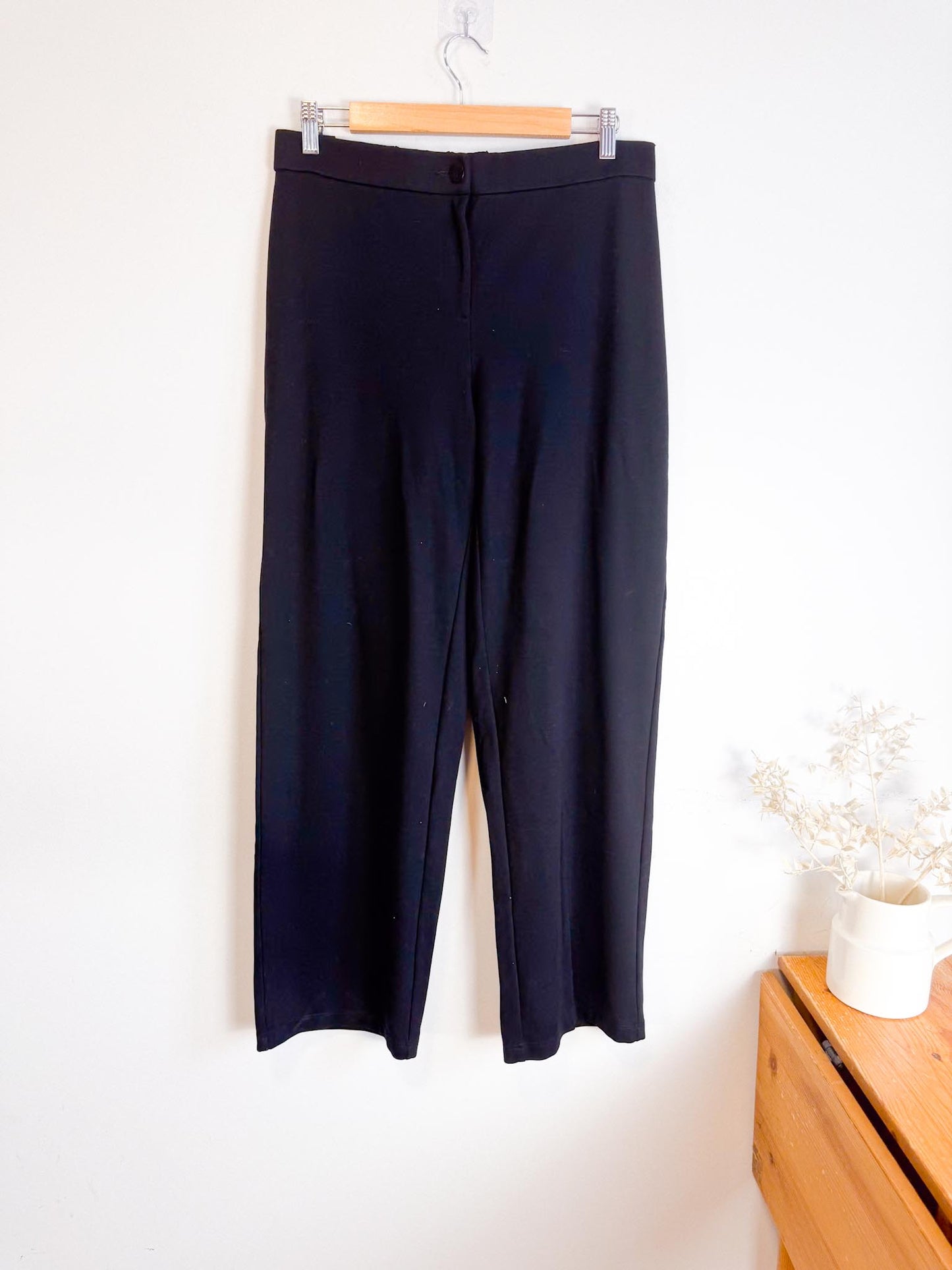 Eileen Fisher "Flex Tencel Ponte Straight Pant in Black" (Size M)