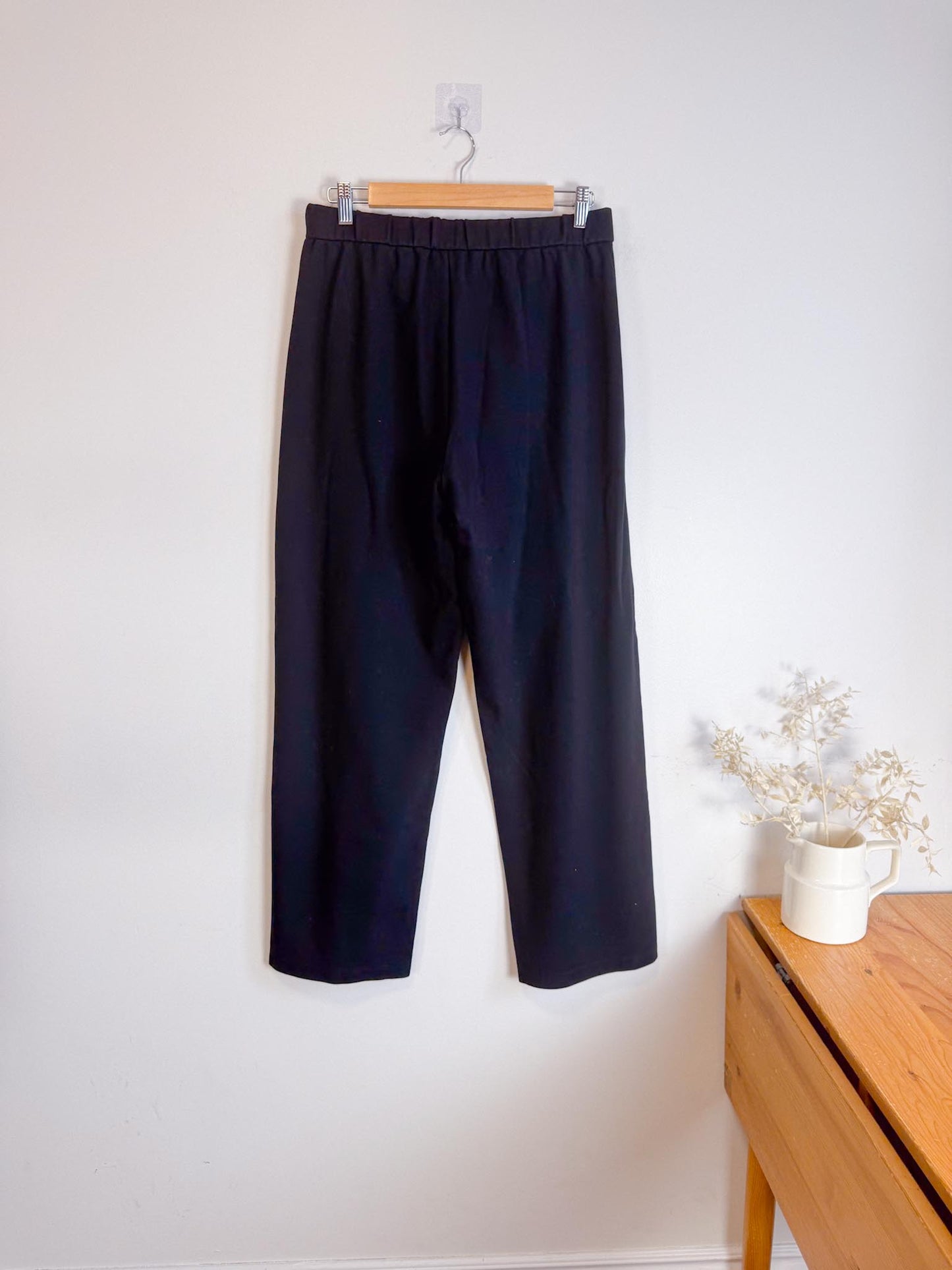 Eileen Fisher "Flex Tencel Ponte Straight Pant in Black" (Size M)