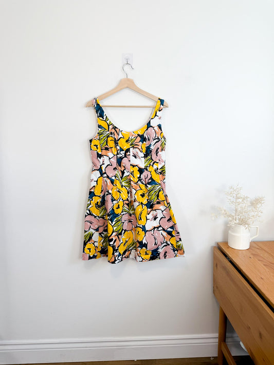 Nine West Floral Mini Dress (Size L)