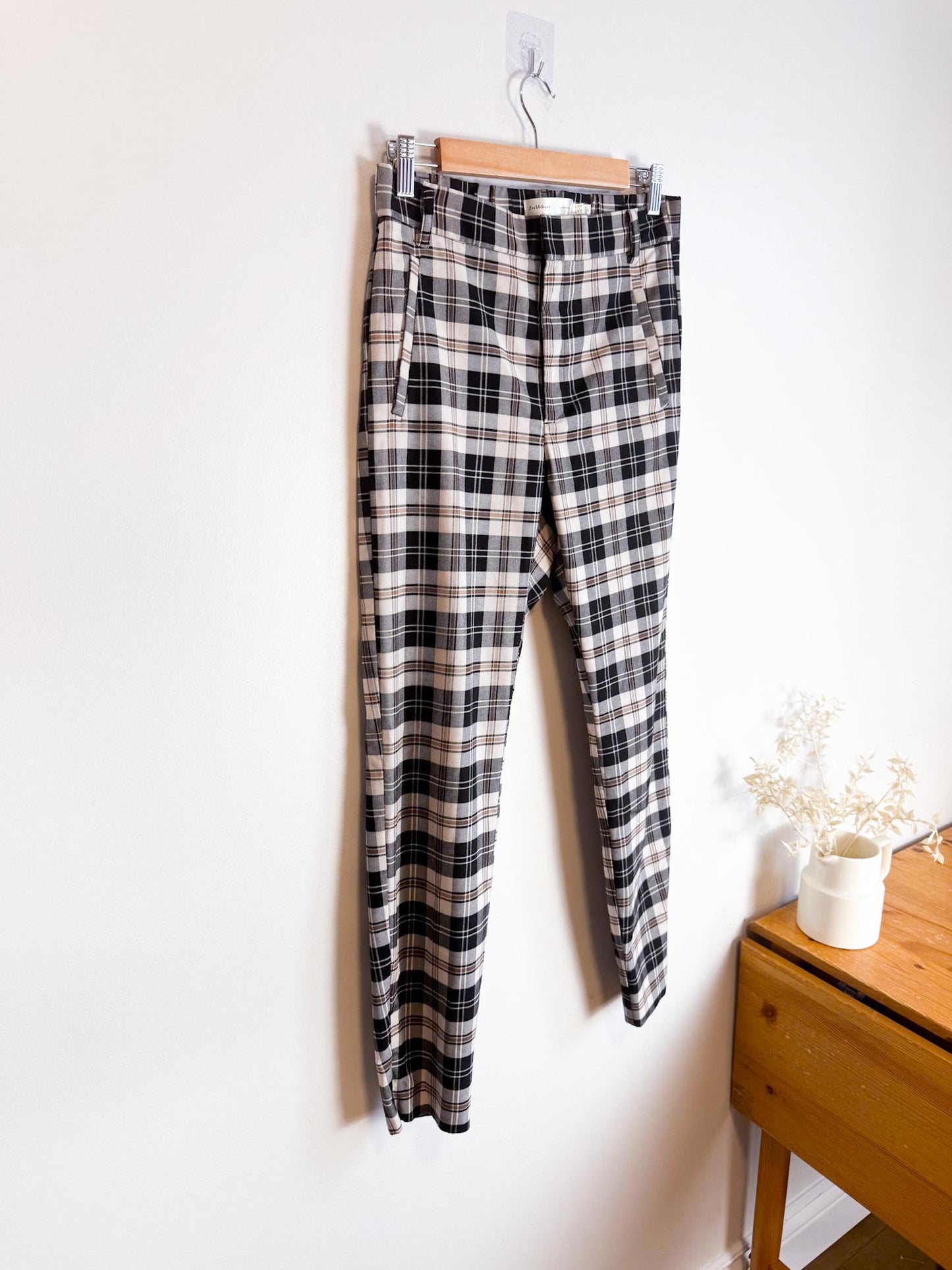 InWear "JannahIW Pant in Black/White Plaid" (Size 6)