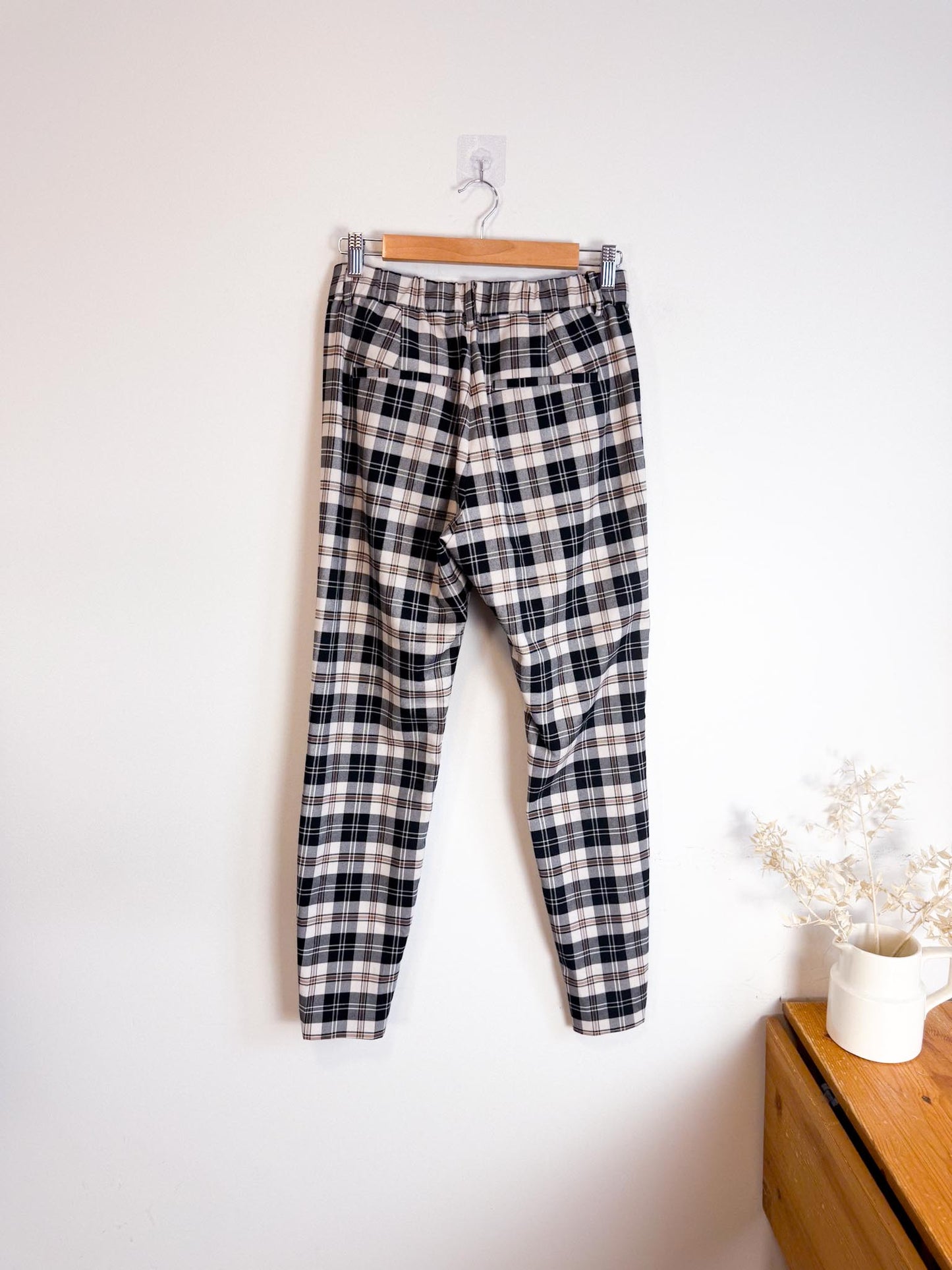 InWear "JannahIW Pant in Black/White Plaid" (Size 6)