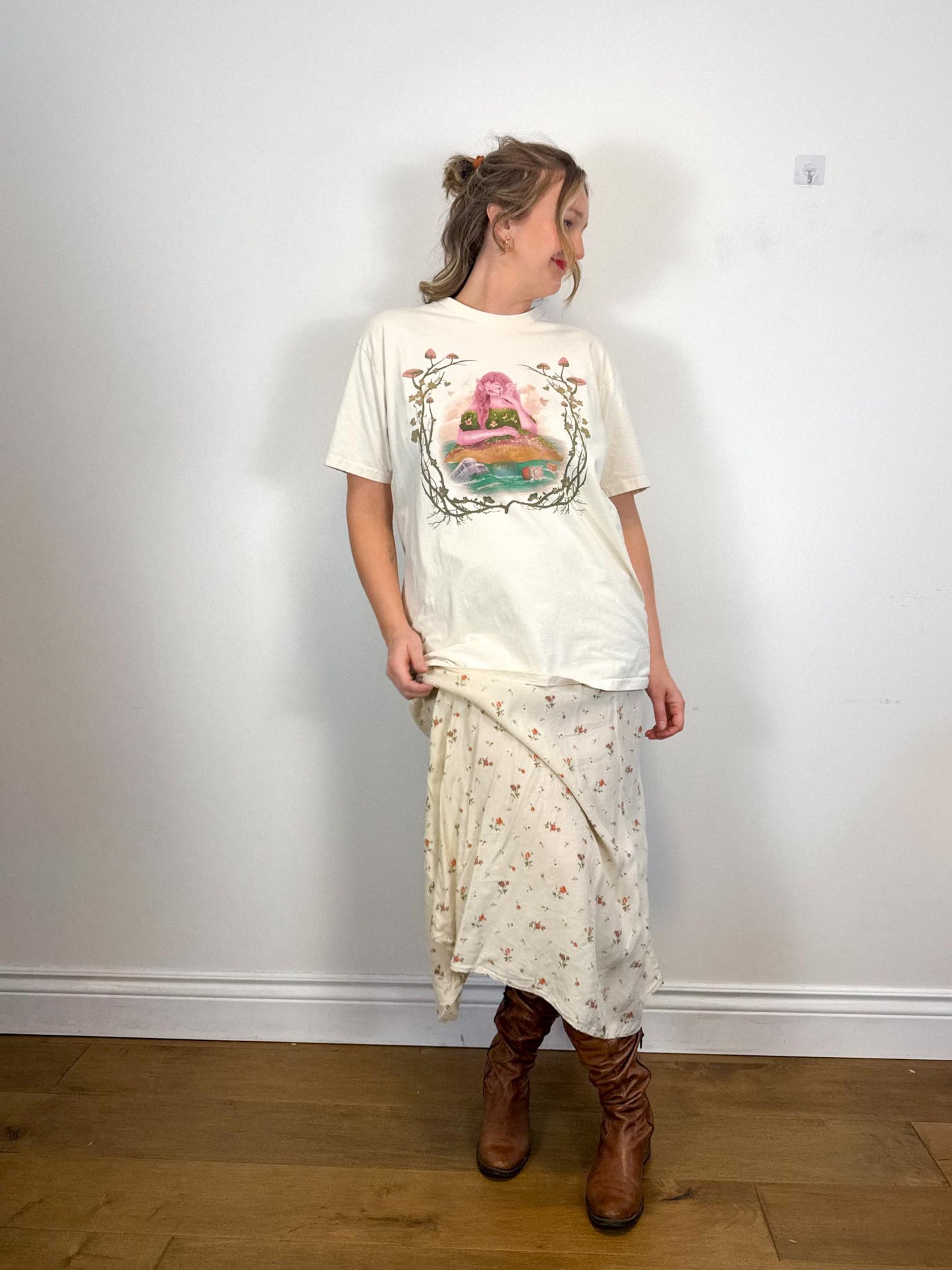 Melanie Martinez "The Trilogy Tour T-Shirt" (Size XL)