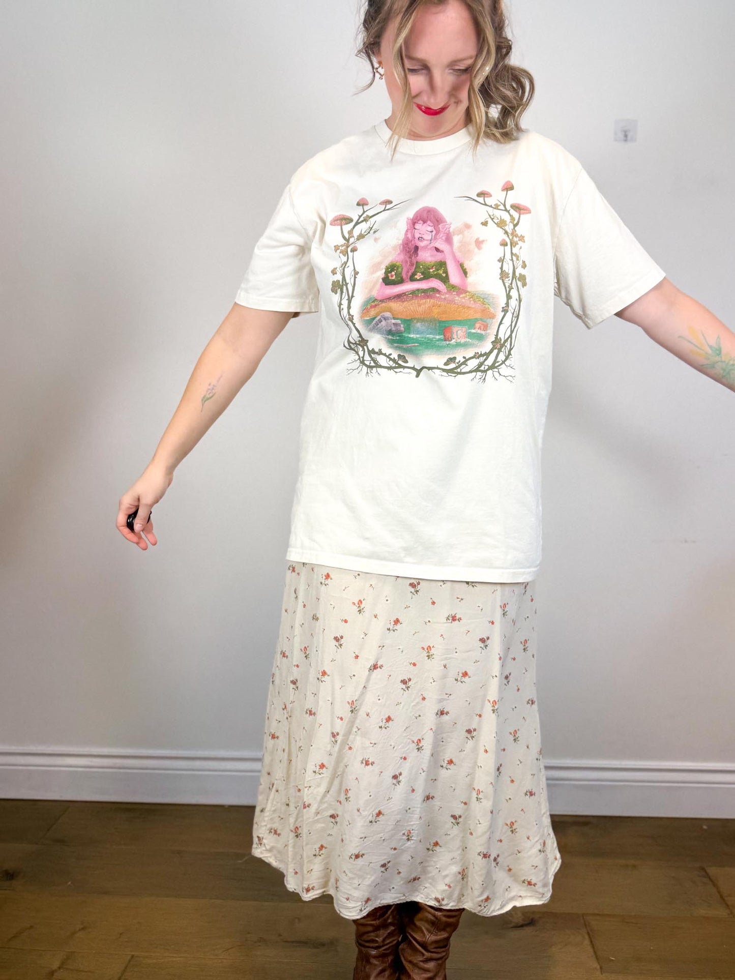 Melanie Martinez "The Trilogy Tour T-Shirt" (Size XL)